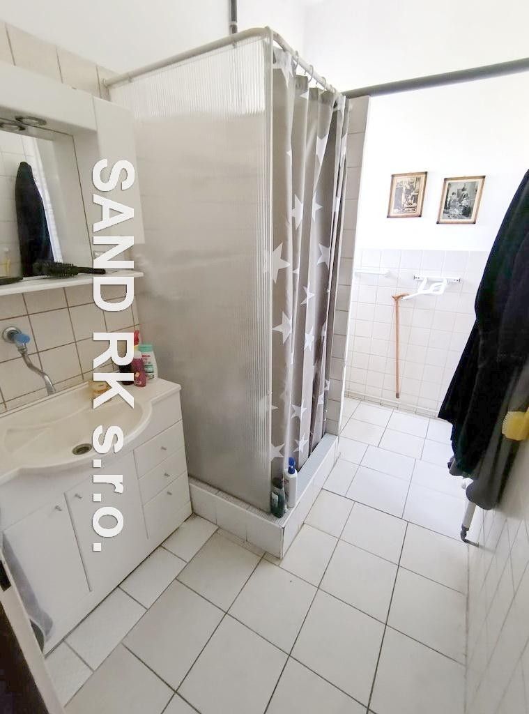 Prodej nemovitosti 211 m² - foto 24