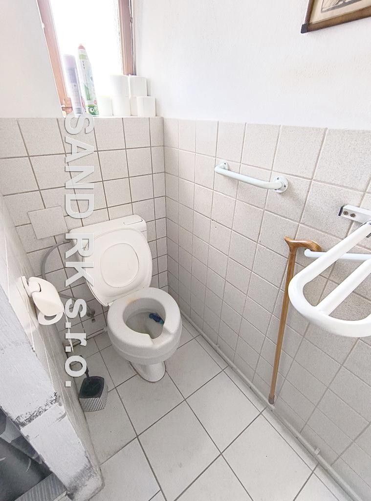 Prodej nemovitosti 211 m² - foto 25