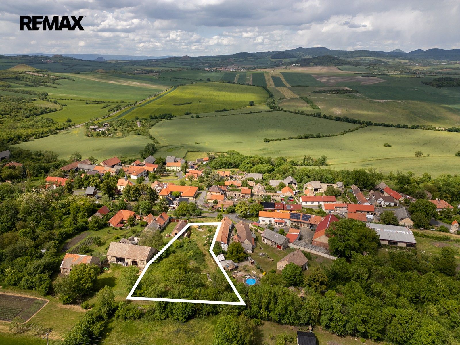 Prodej pozemku 2061 m² - foto 11
