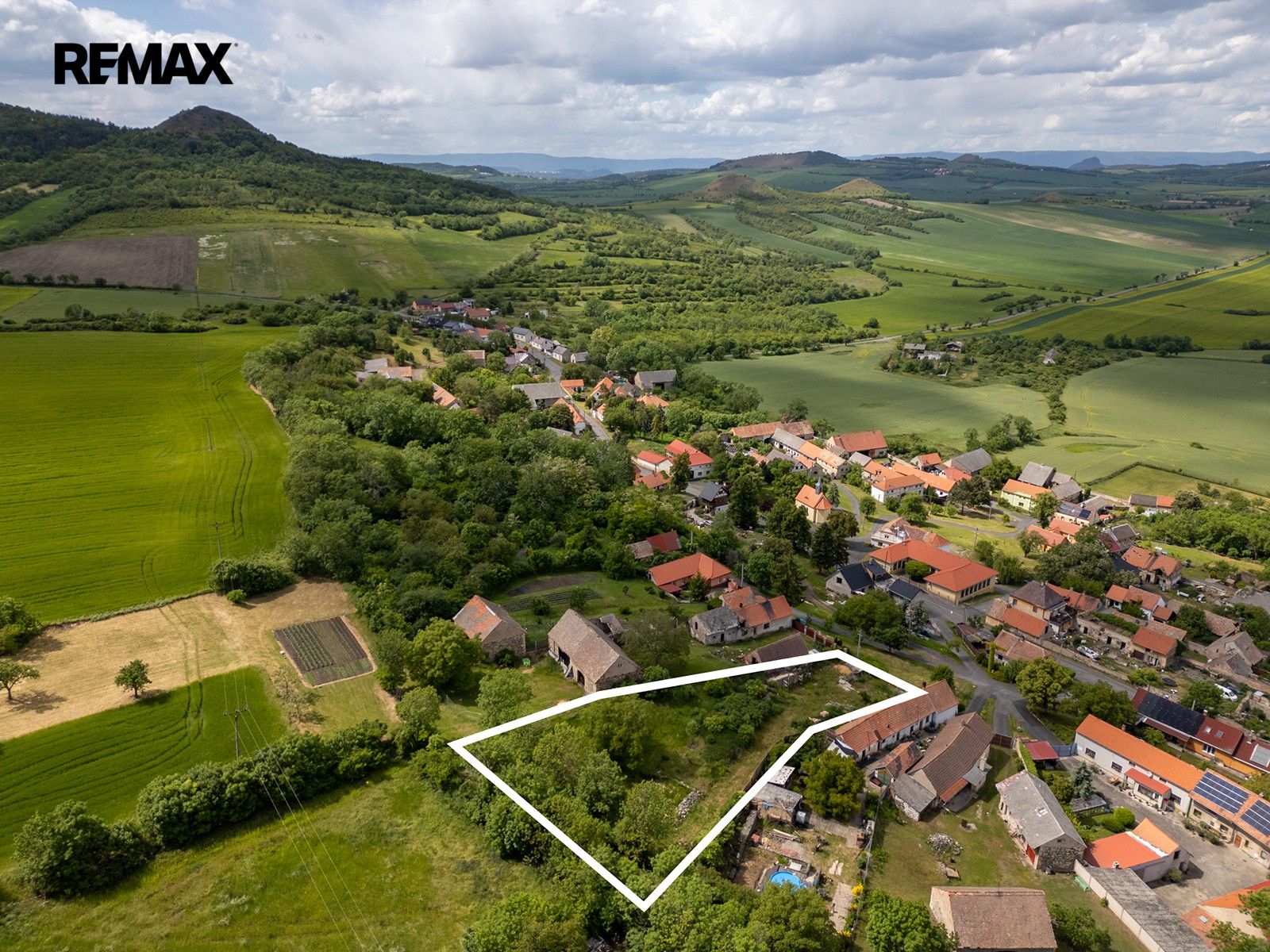 Prodej pozemku 2061 m² - foto 10