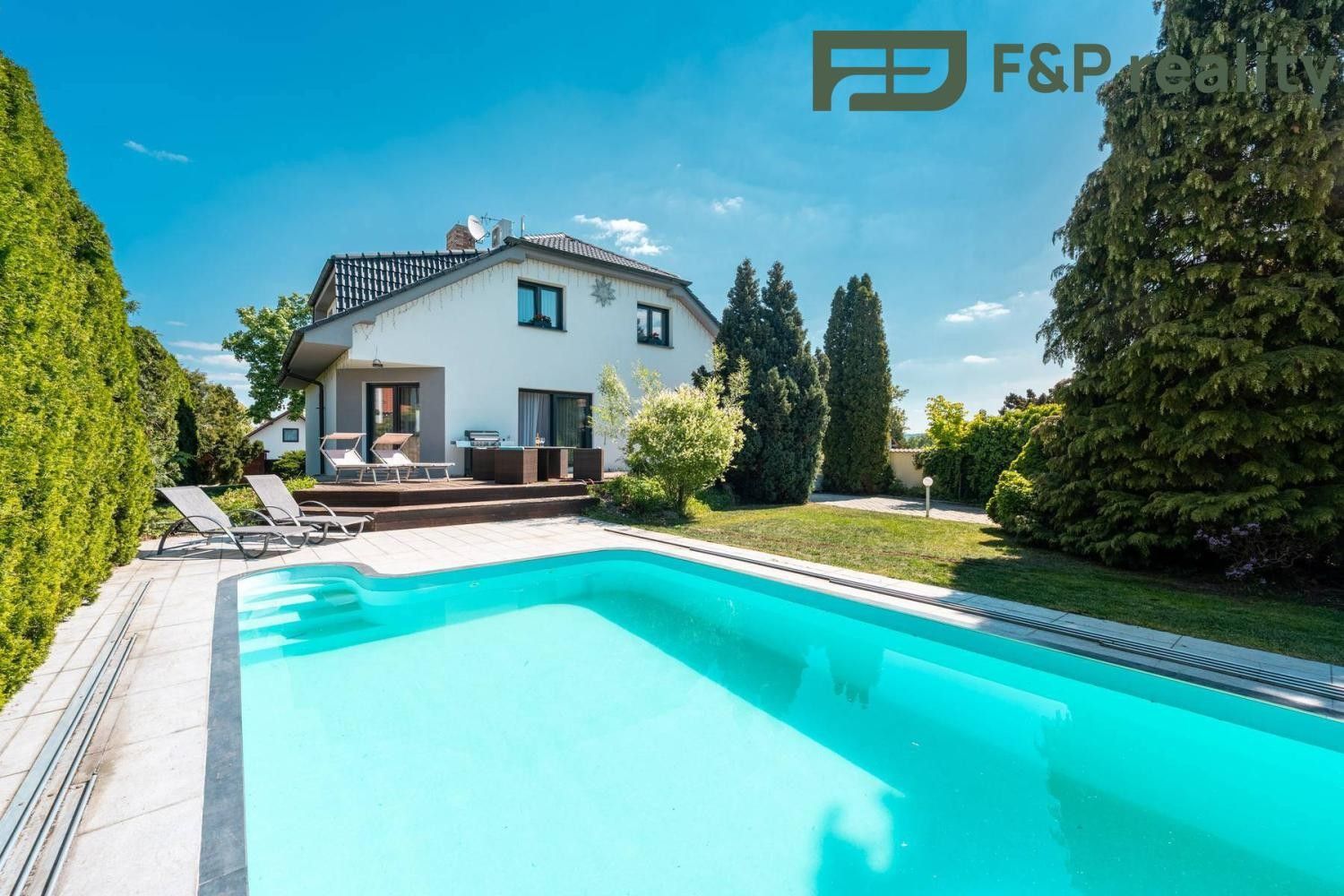 Prodej domu 320 m² - foto 1