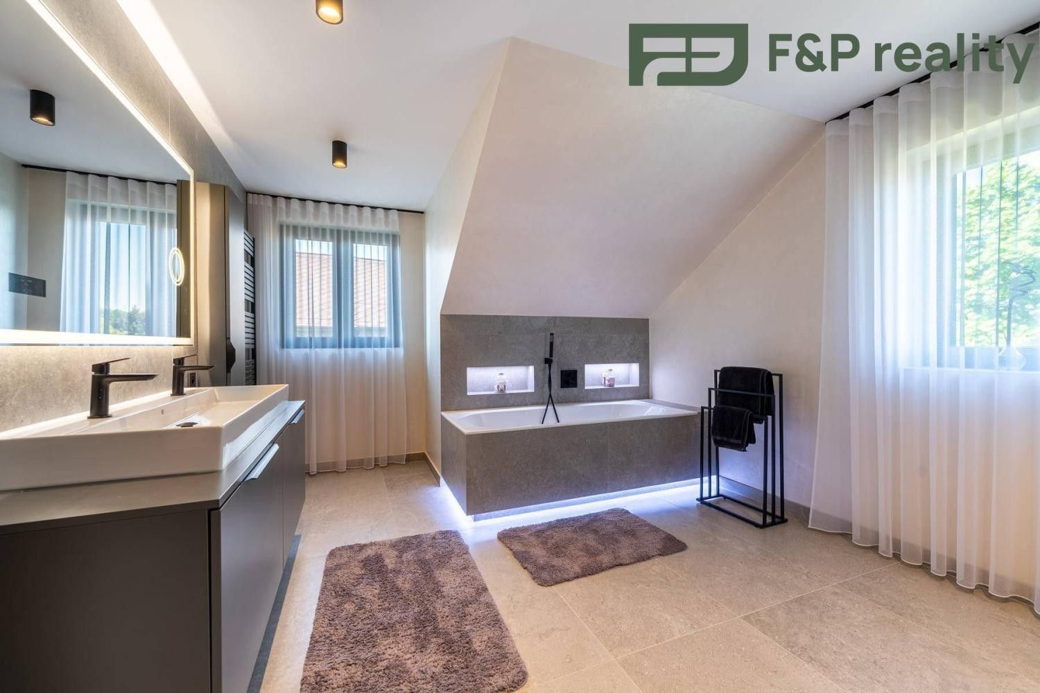 Prodej domu 320 m² - foto 13