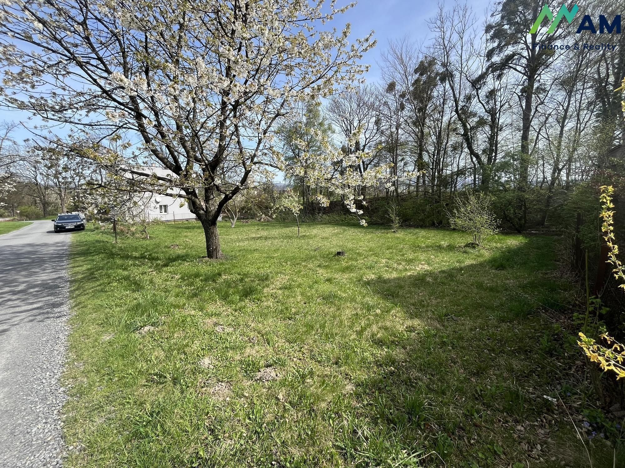 Prodej pozemku 1070 m² - foto 4