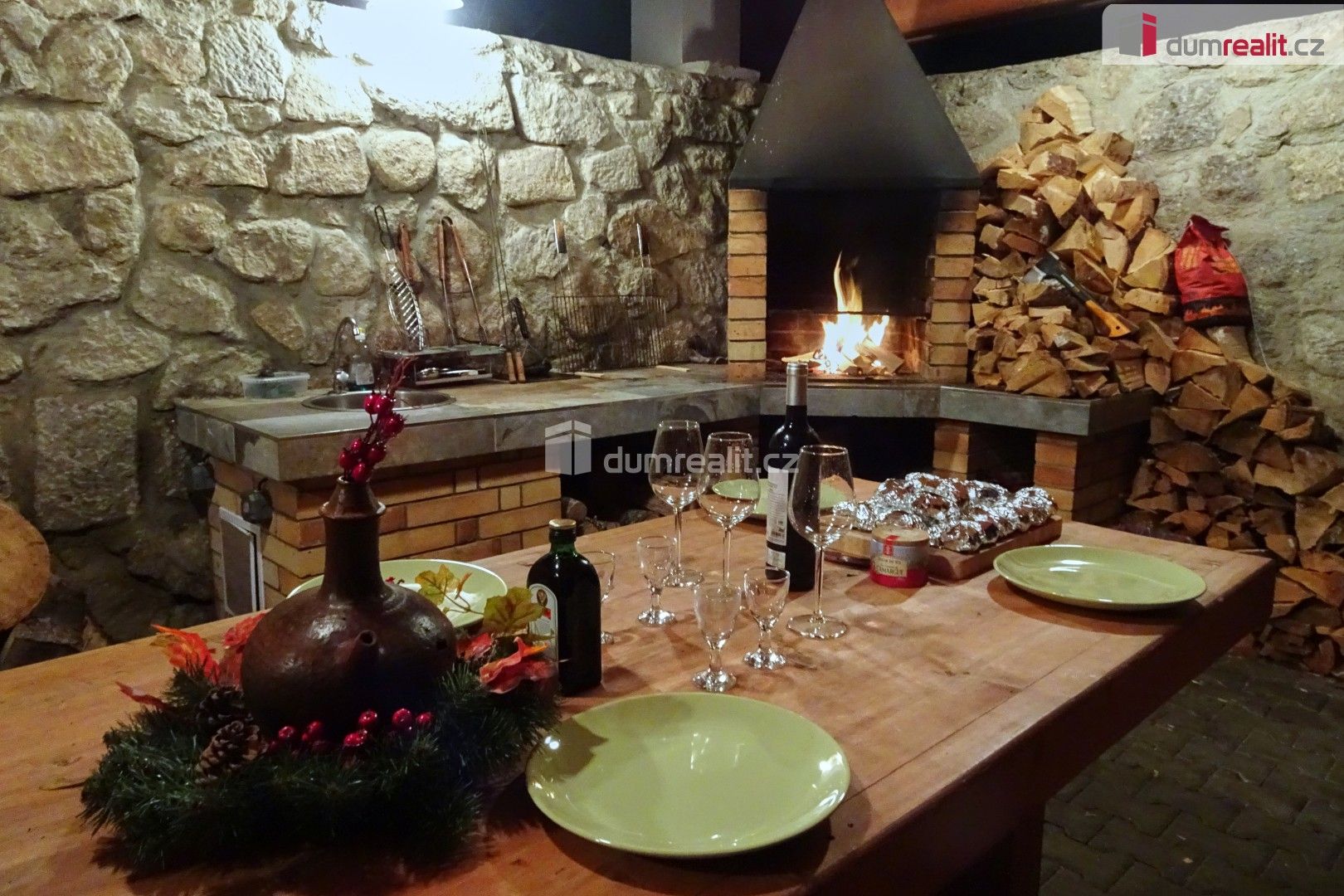 Prodej komerčního prostoru 324 m² - foto 12