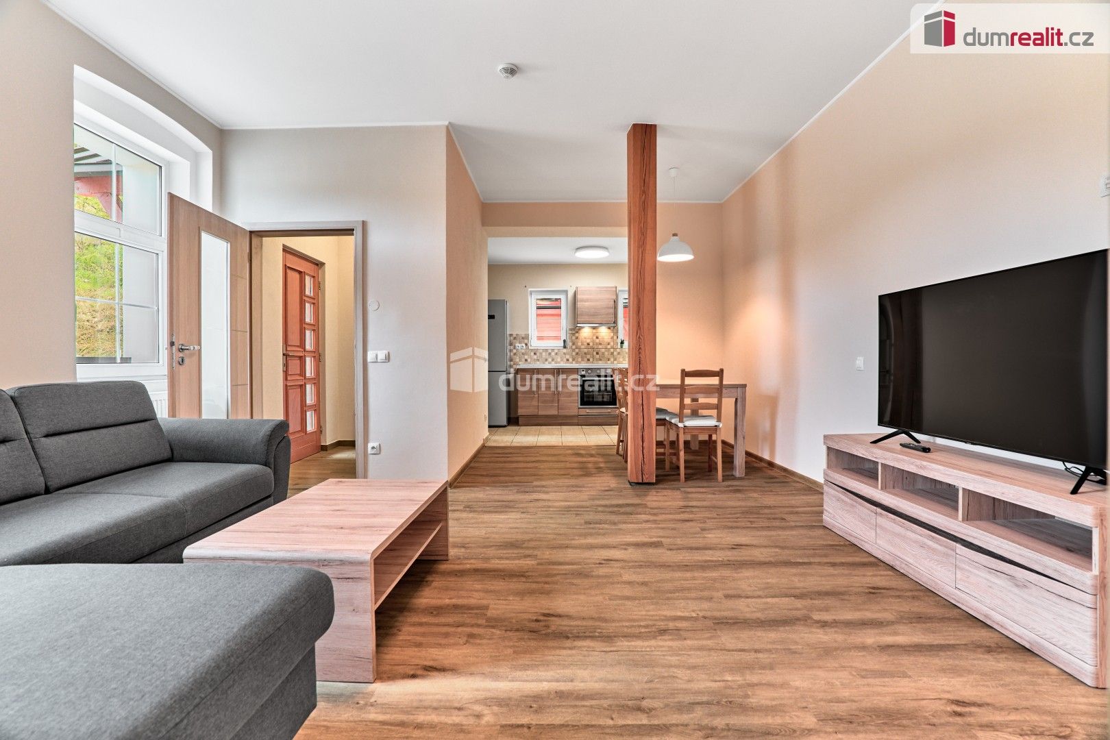 Prodej komerčního prostoru 324 m² - foto 25