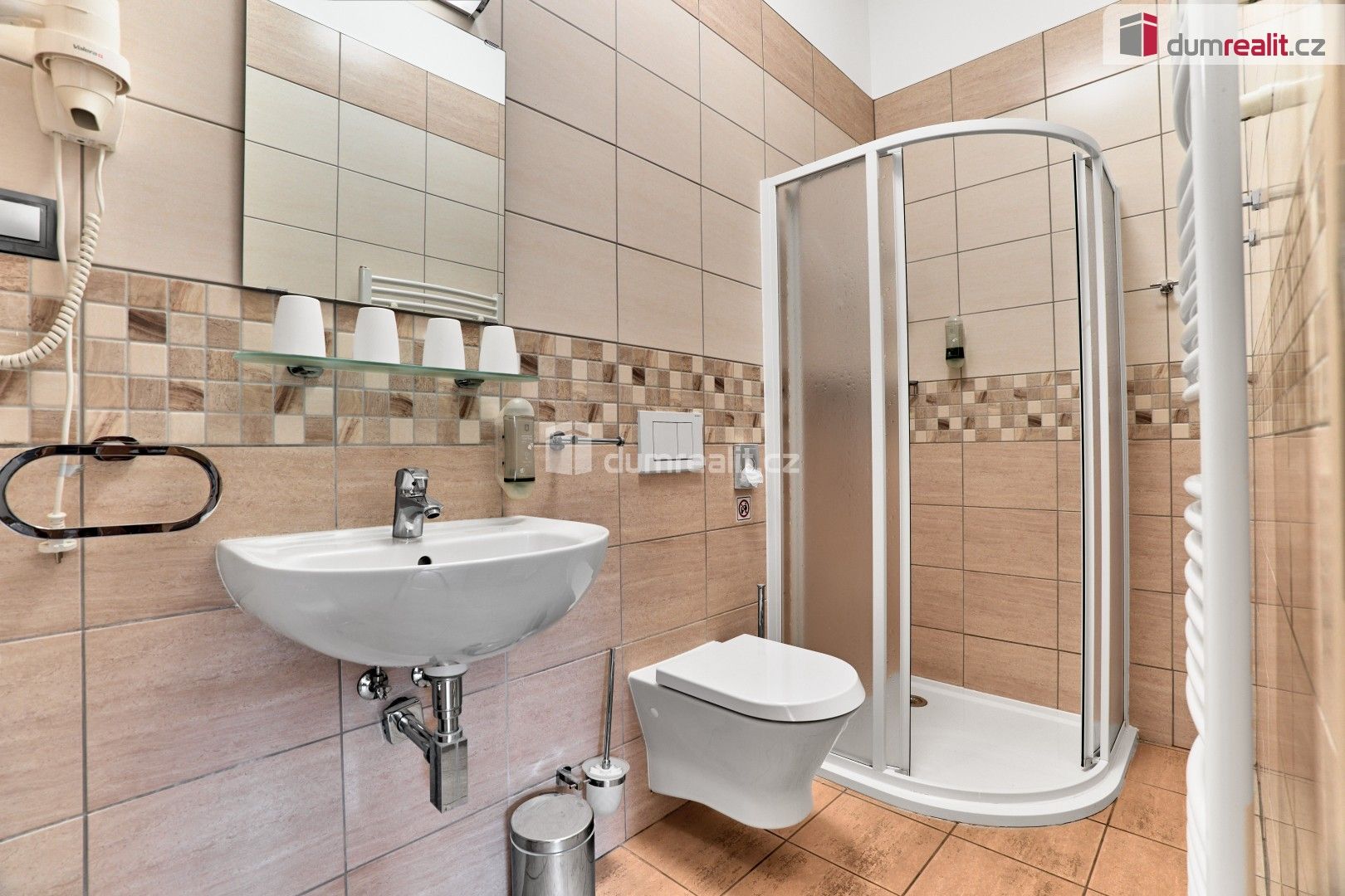 Prodej komerčního prostoru 324 m² - foto 26