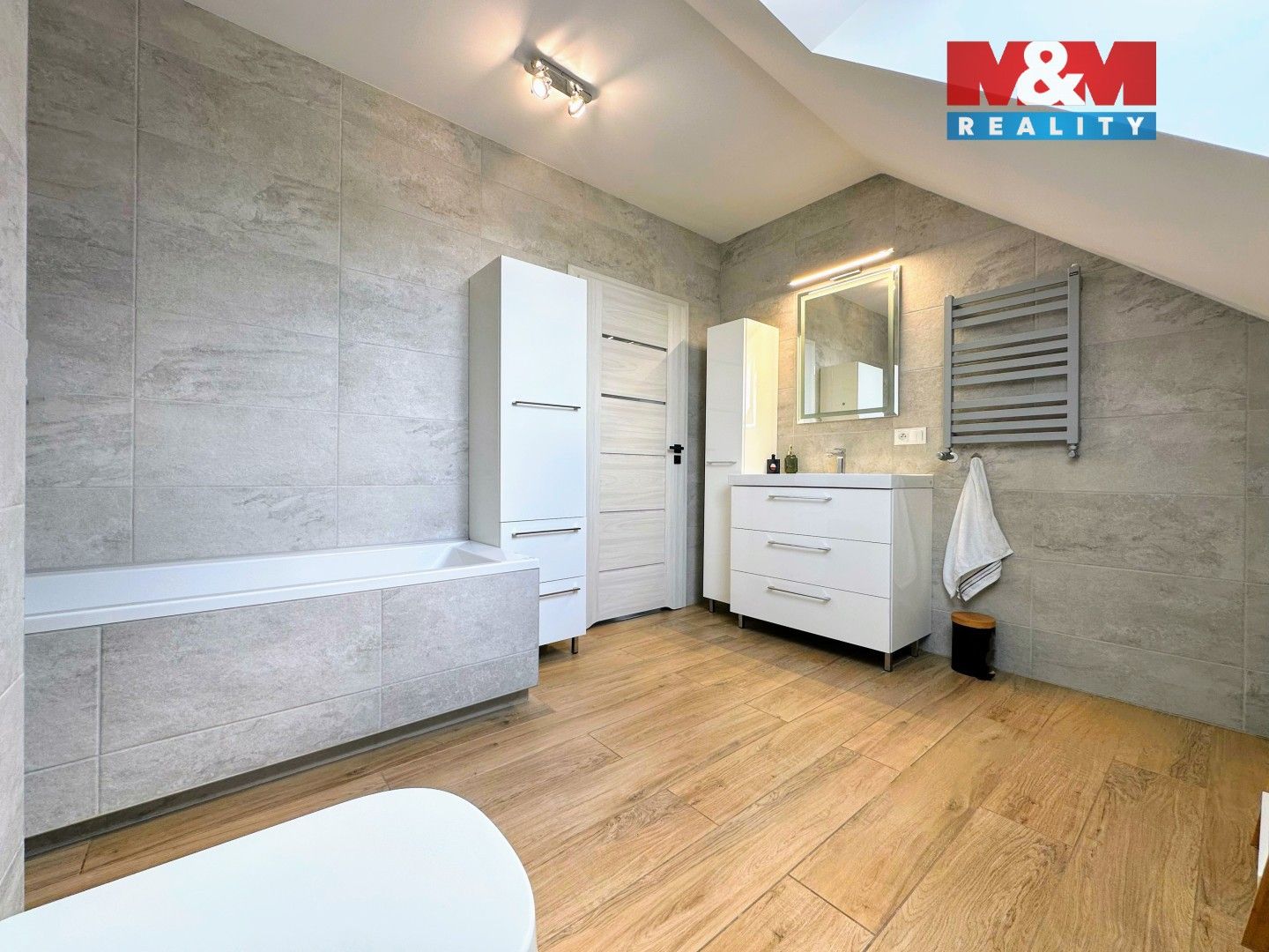 Prodej domu 180 m² - foto 14