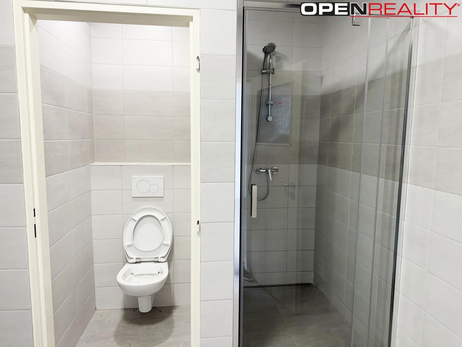 Pronájem komerčního prostoru 981 m² - foto 7