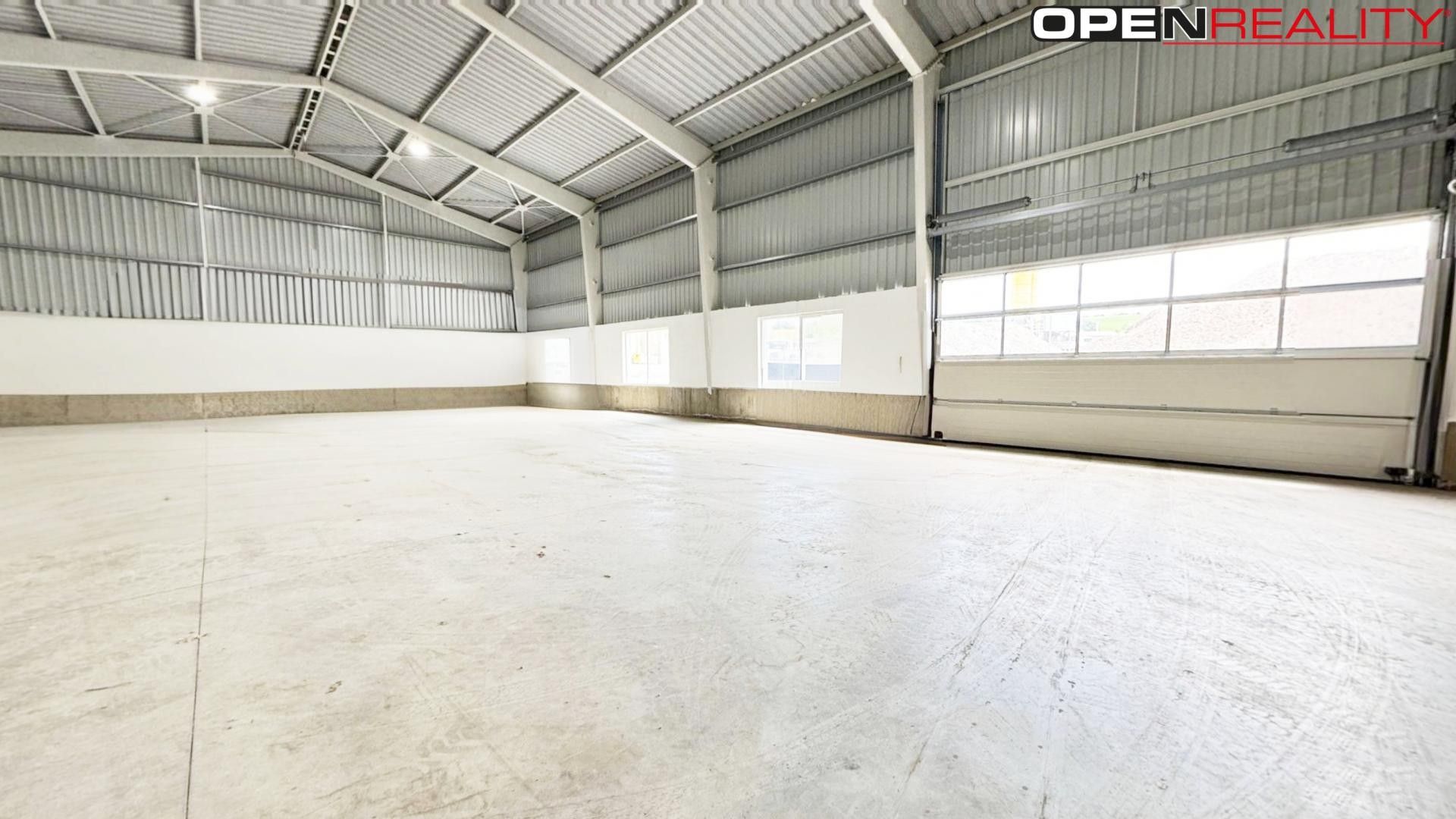Pronájem komerčního prostoru 981 m² - foto 17