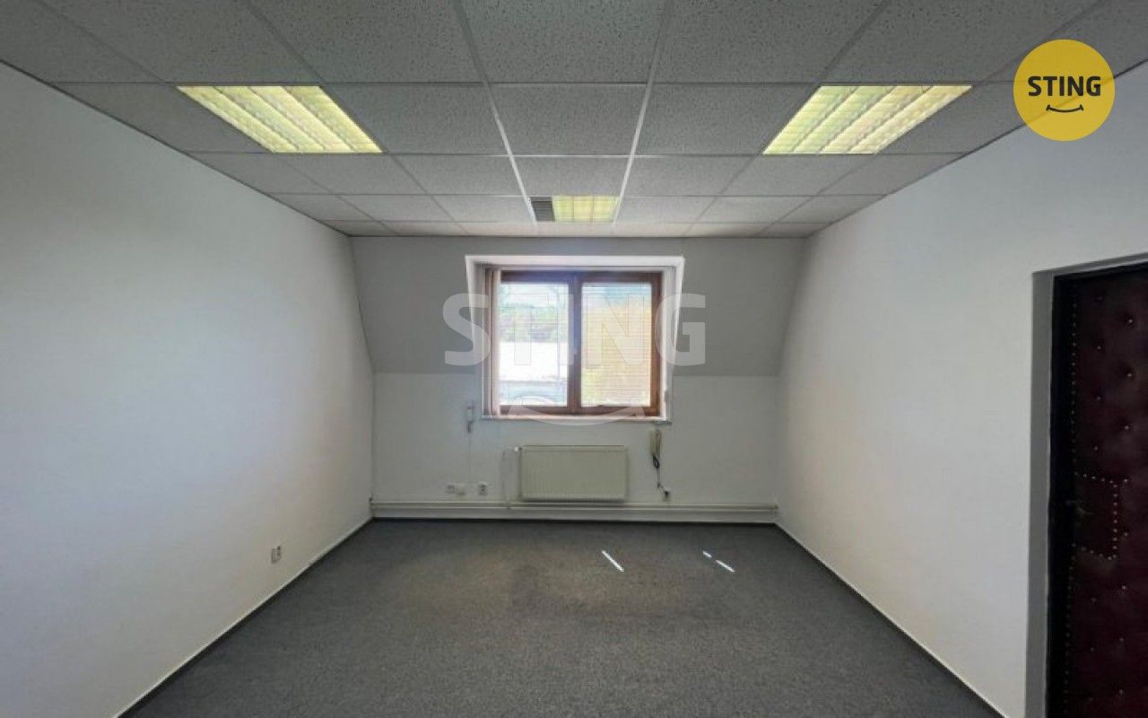 Pronájem komerčního prostoru 100 m² - foto 6