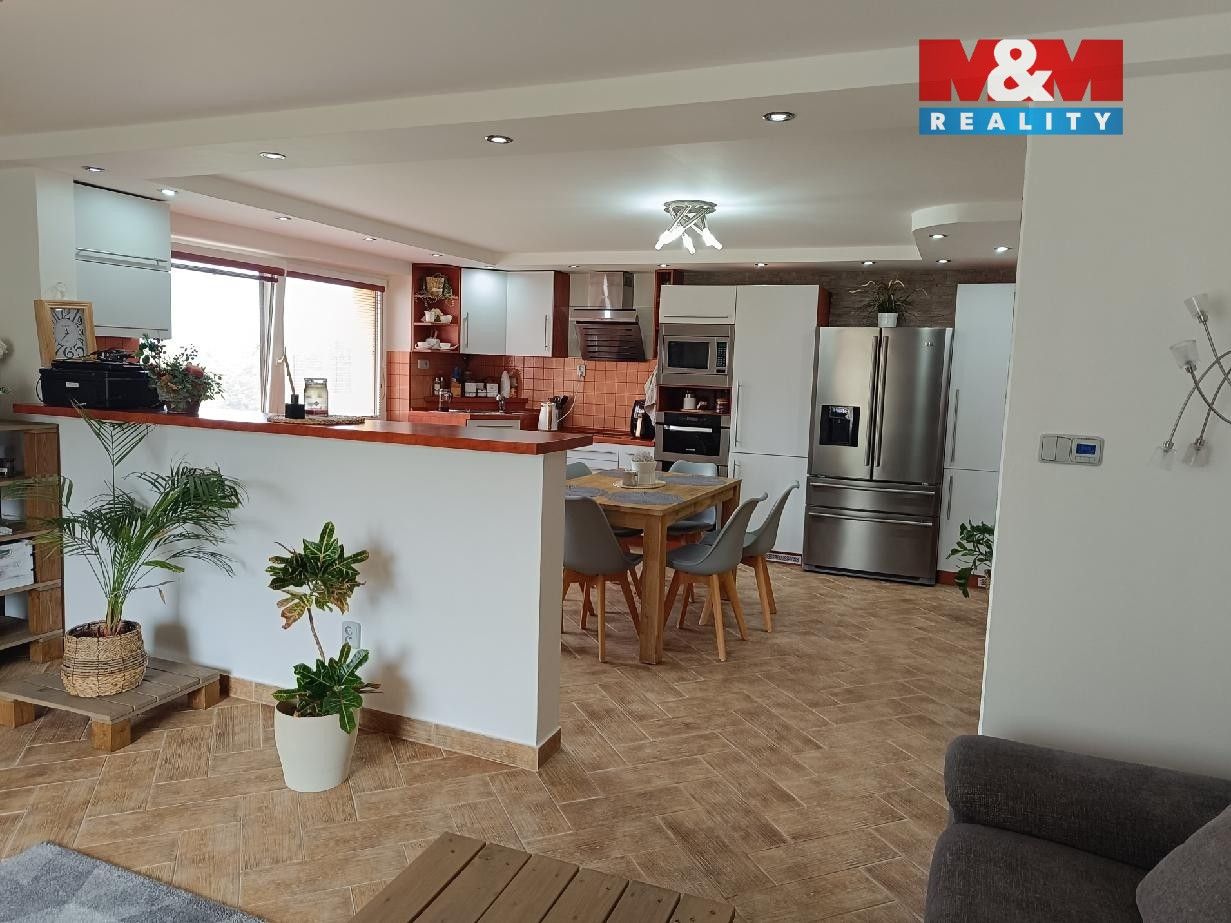 Pronájem bytu 2+kk 94 m² - foto 2