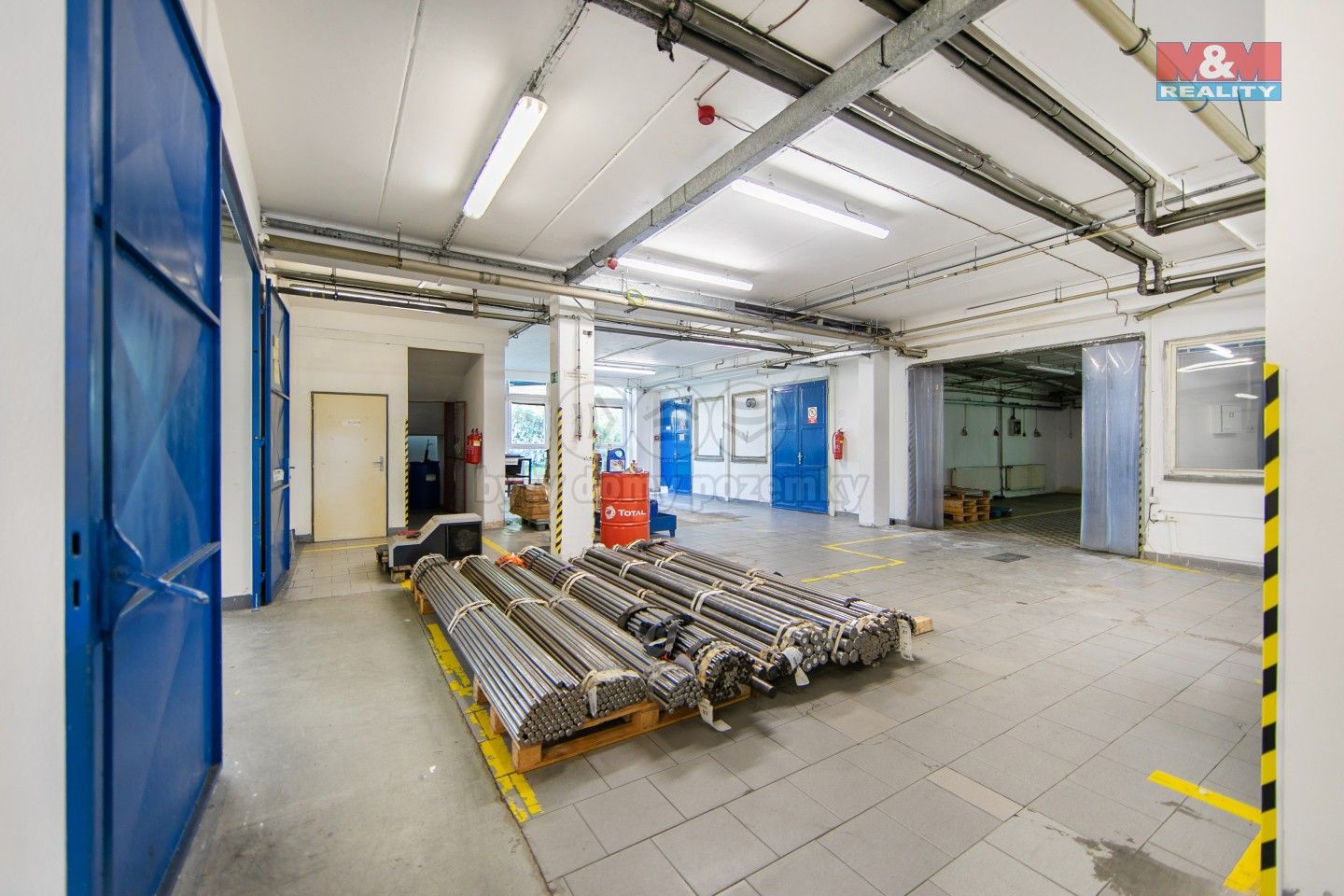 Prodej komerčního prostoru 4311 m² - foto 19