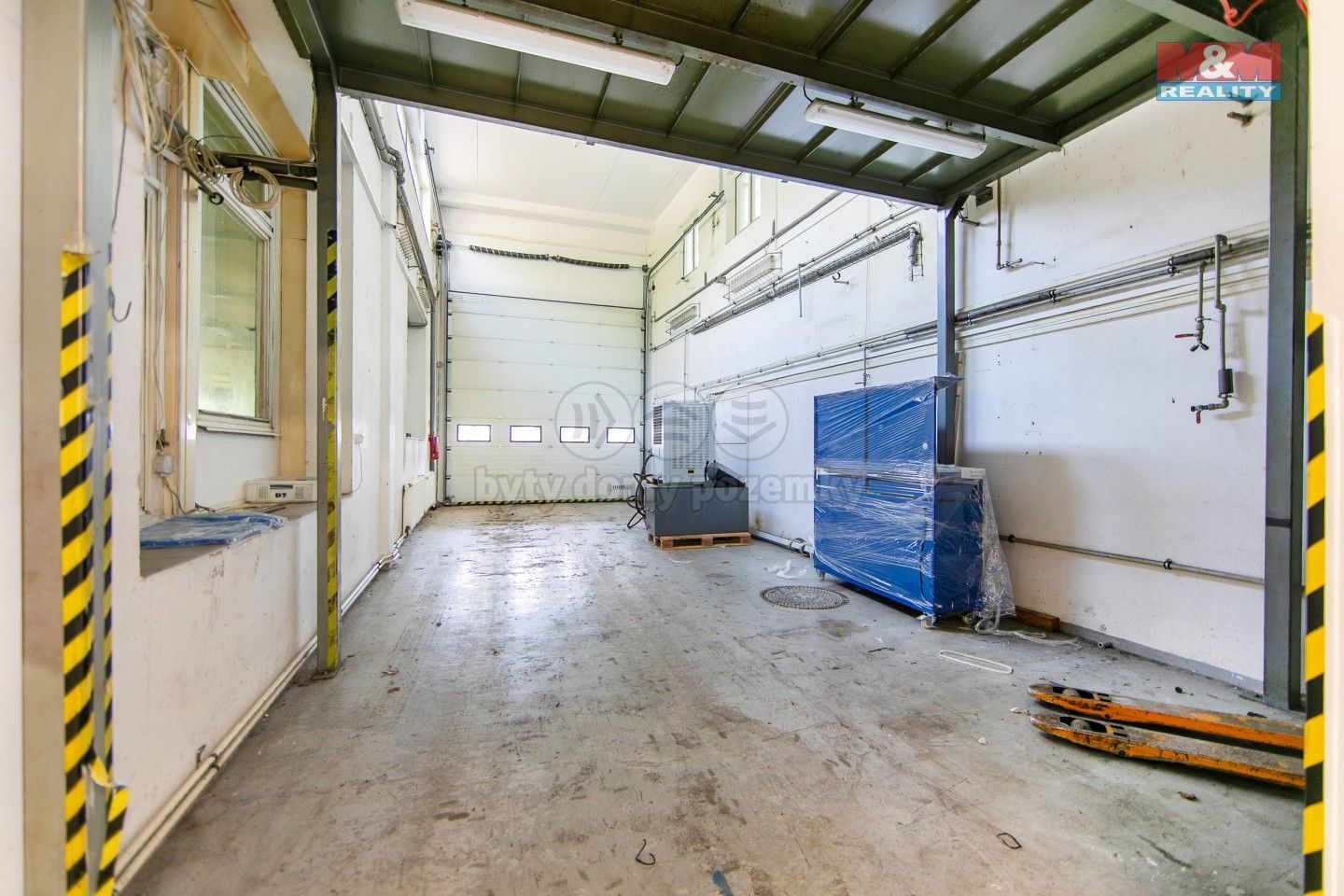 Prodej komerčního prostoru 4311 m² - foto 23
