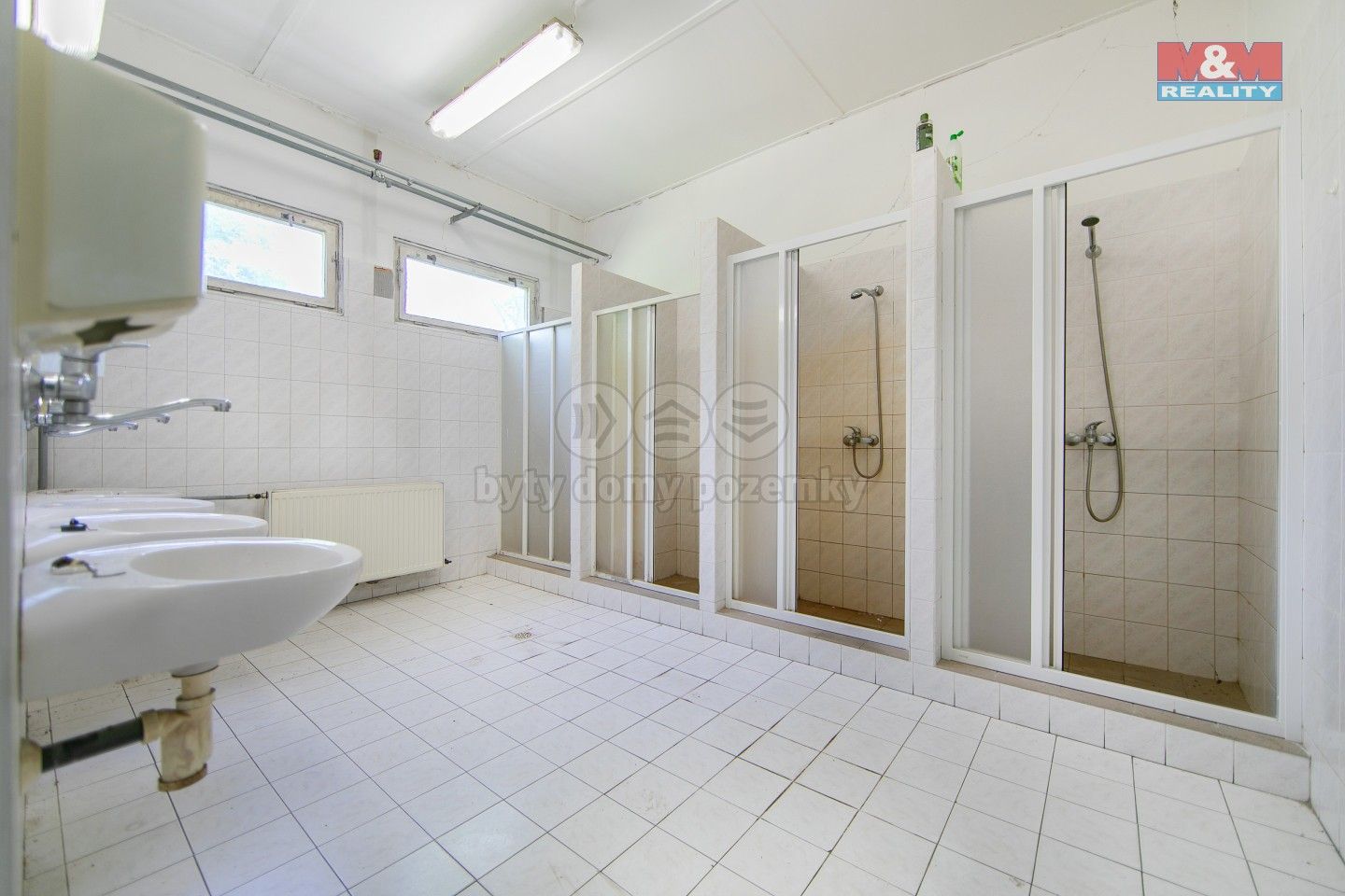 Prodej komerčního prostoru 4311 m² - foto 30