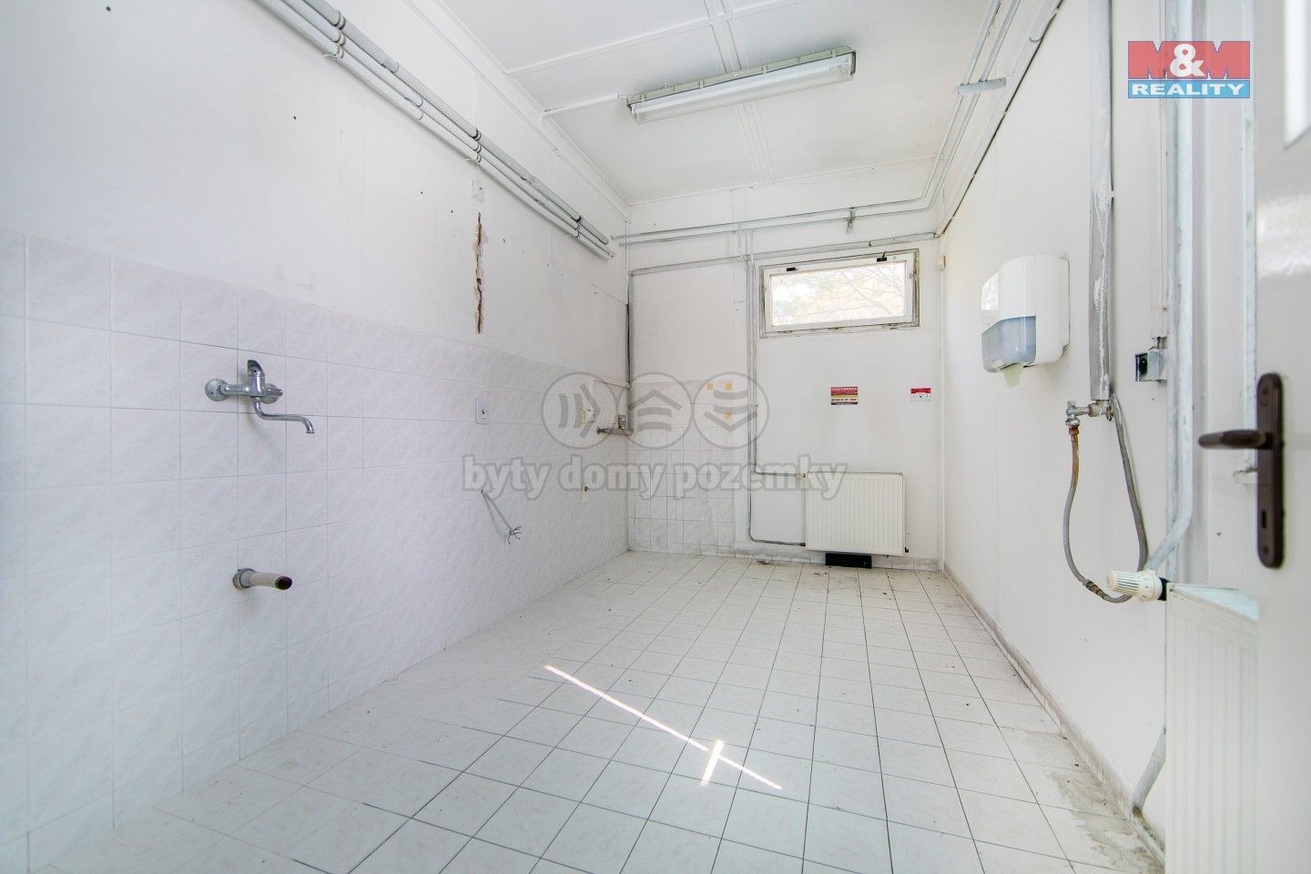 Prodej komerčního prostoru 4311 m² - foto 28