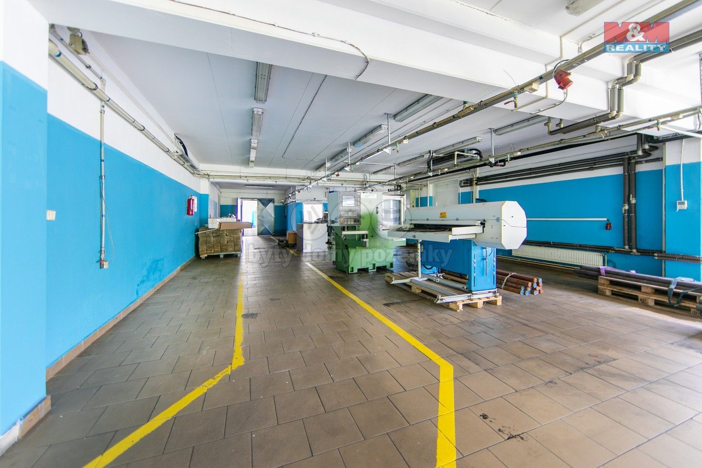 Prodej komerčního prostoru 4311 m² - foto 33