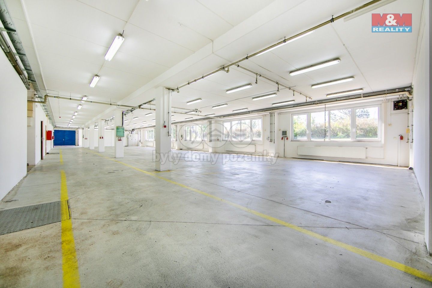 Prodej komerčního prostoru 4311 m² - foto 34