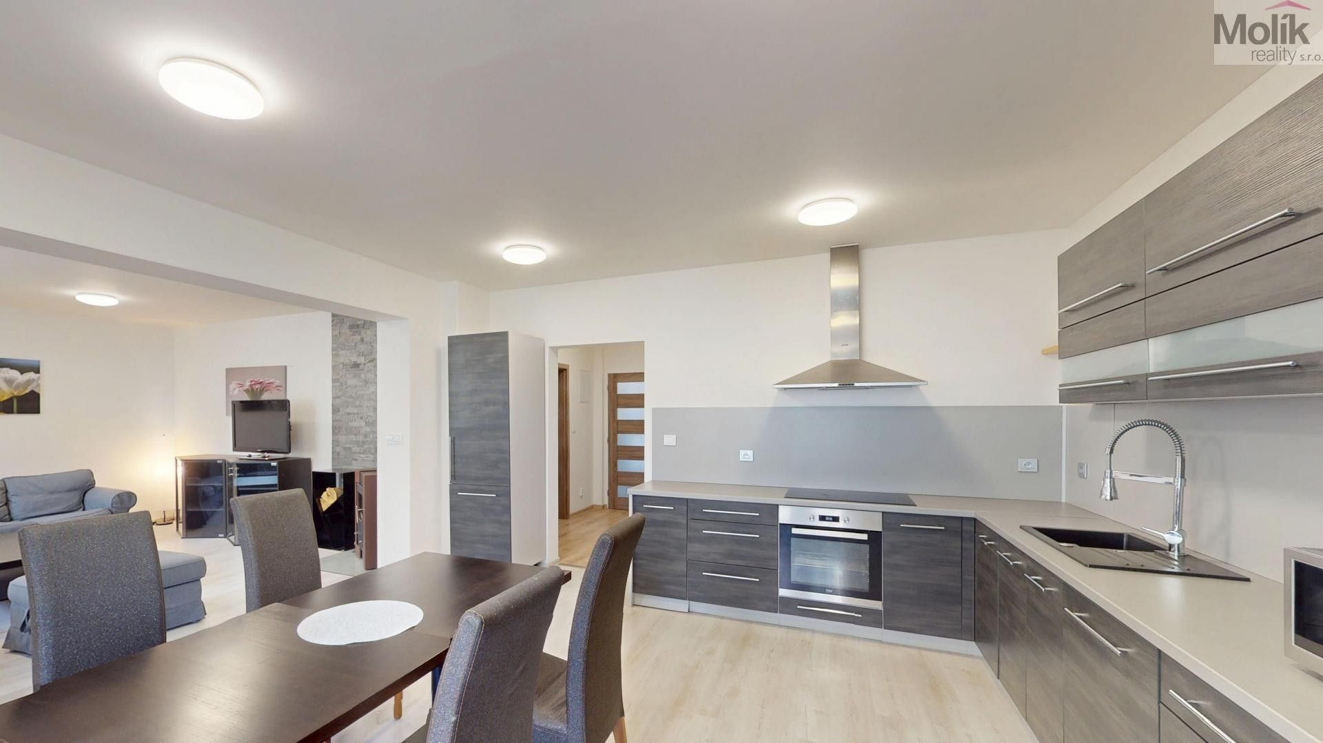 Prodej domu 150 m² - foto 2
