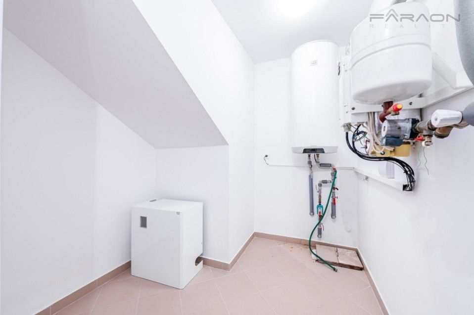 Pronájem domu 270 m² - foto 22