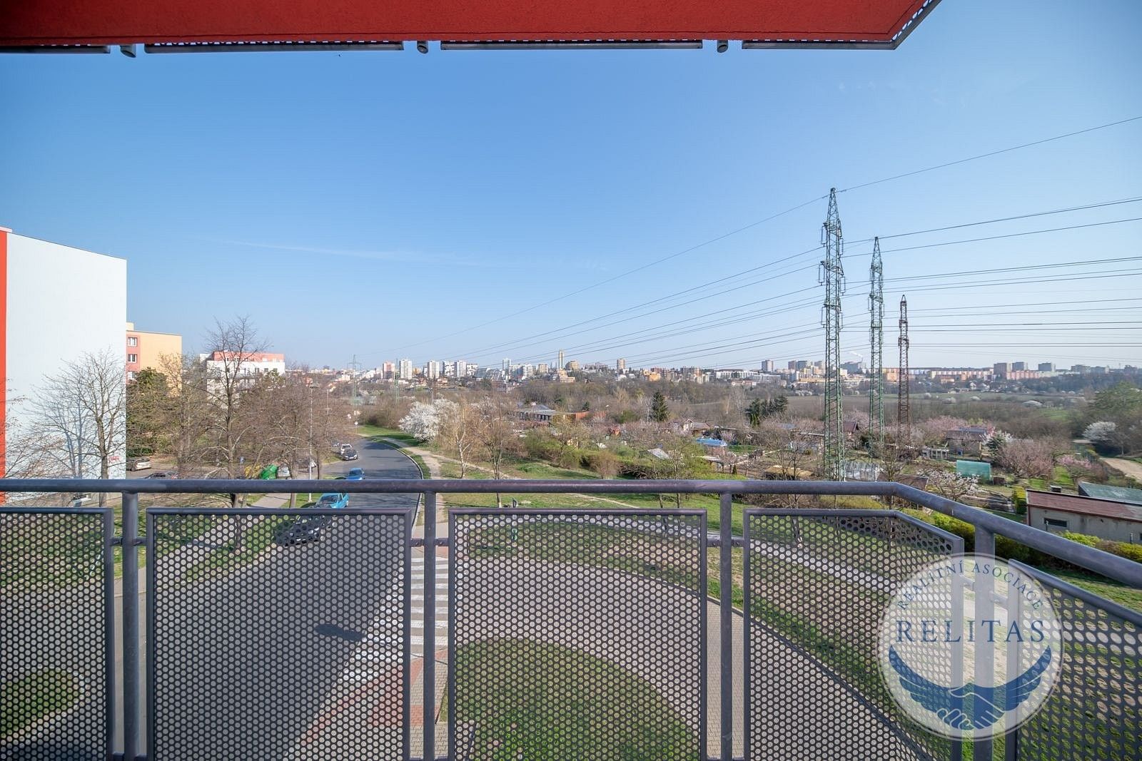 Pronájem bytu 3+kk 93 m² - foto 5