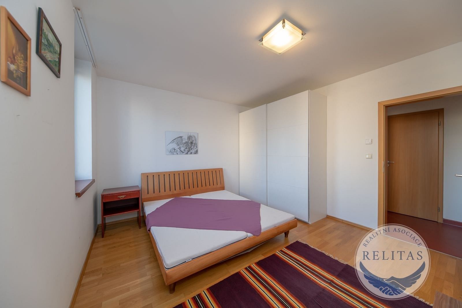Pronájem bytu 3+kk 93 m² - foto 9