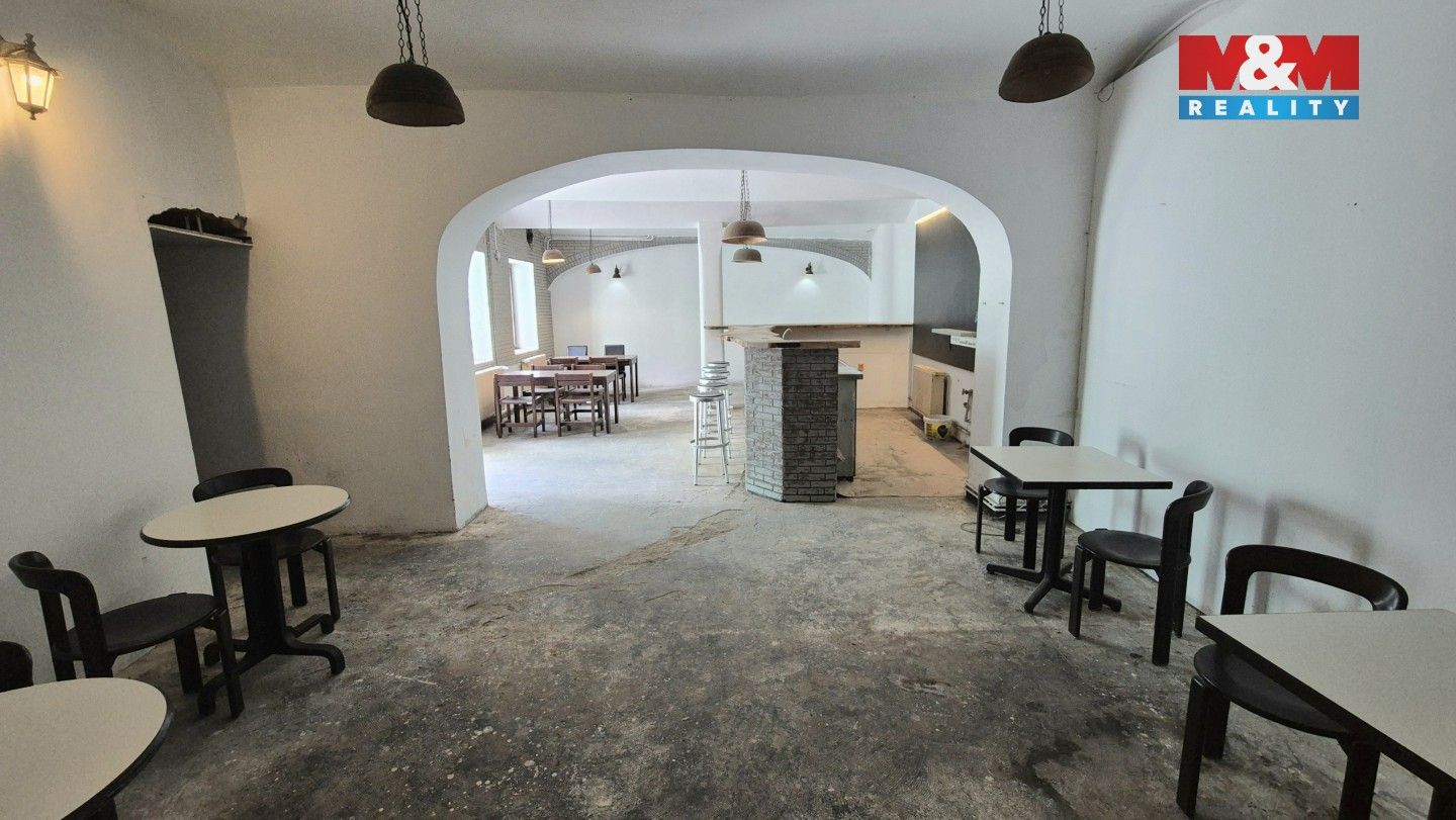 Pronájem komerčního prostoru 157 m² - foto 4