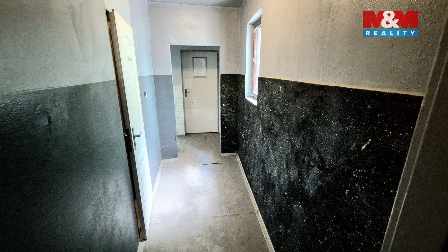 Pronájem komerčního prostoru 157 m² - foto 13