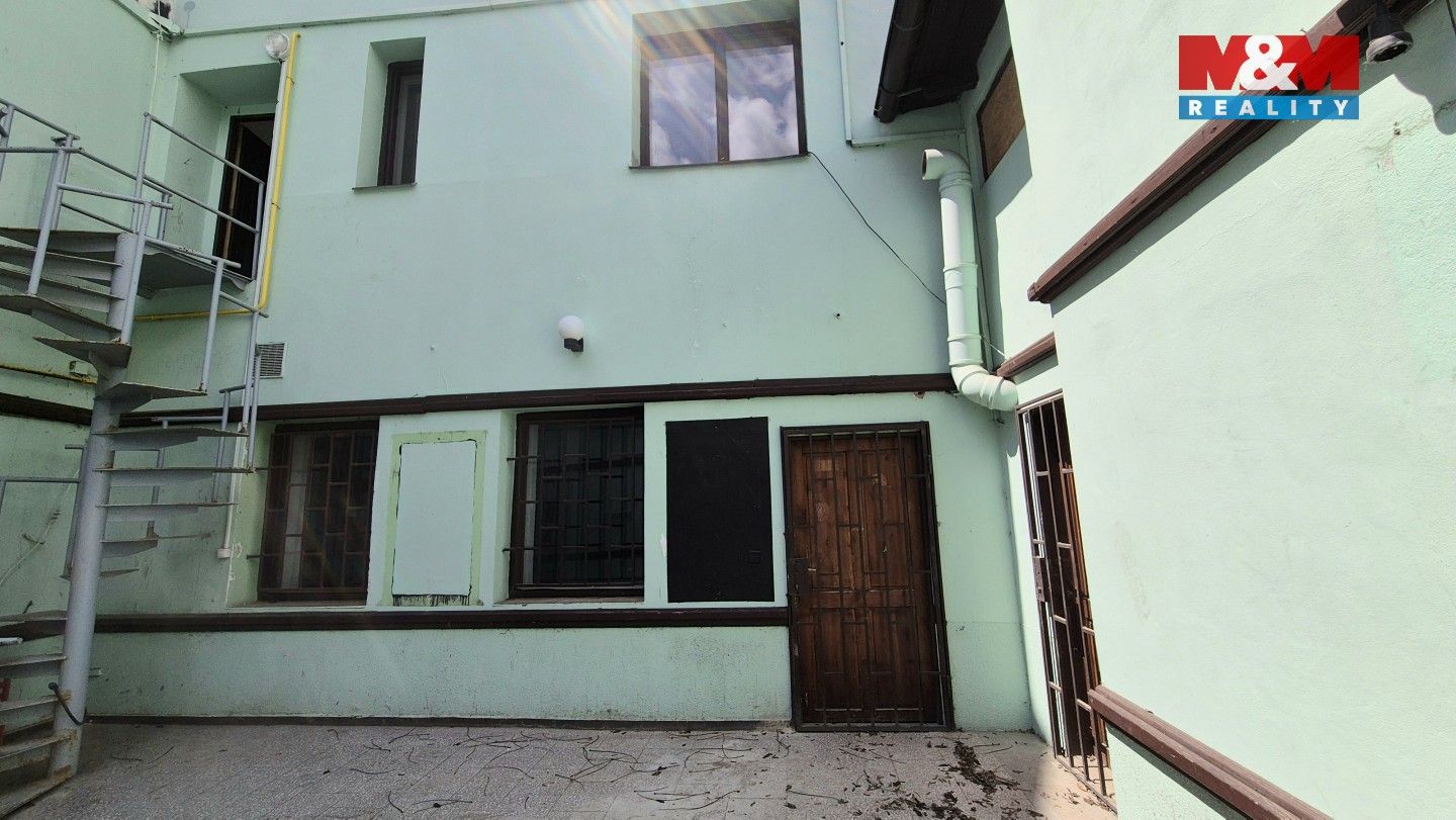Pronájem komerčního prostoru 157 m² - foto 14