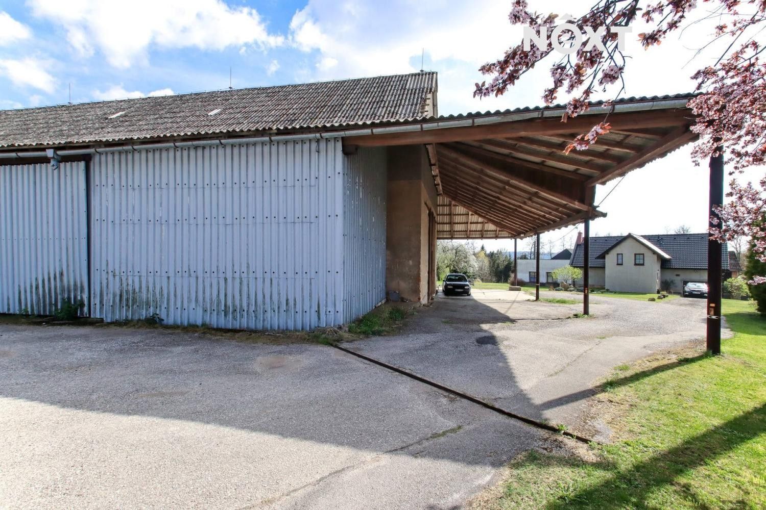 Prodej komerčního prostoru 900 m² - foto 25
