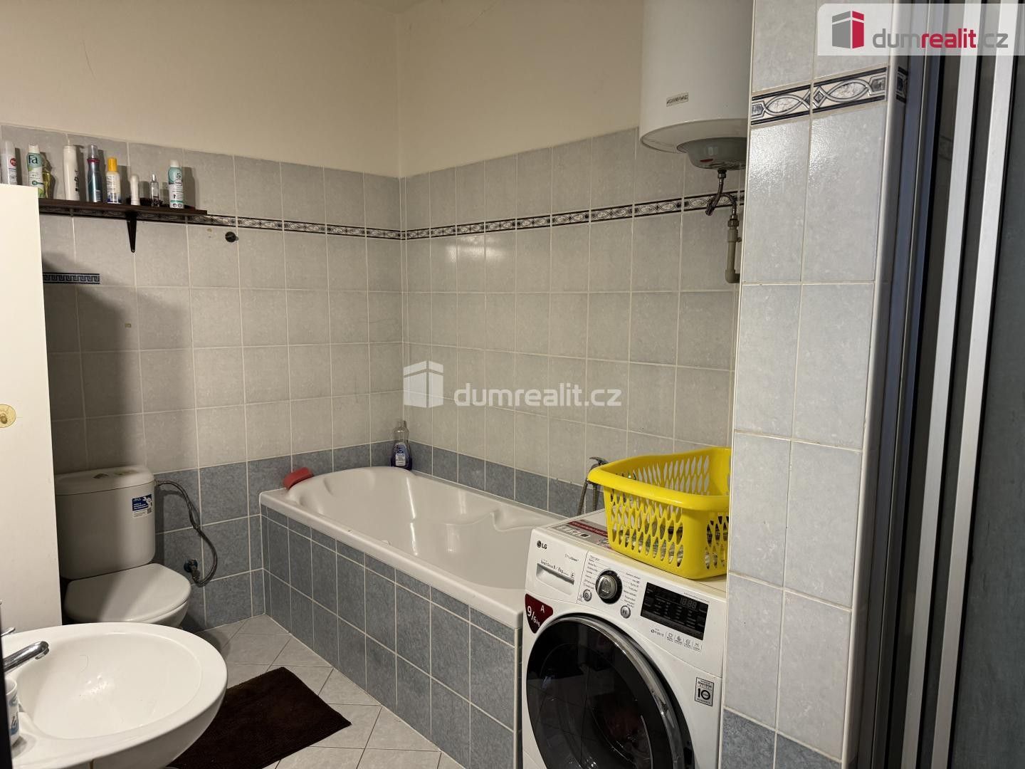 Prodej komerčního prostoru 930 m² - foto 6
