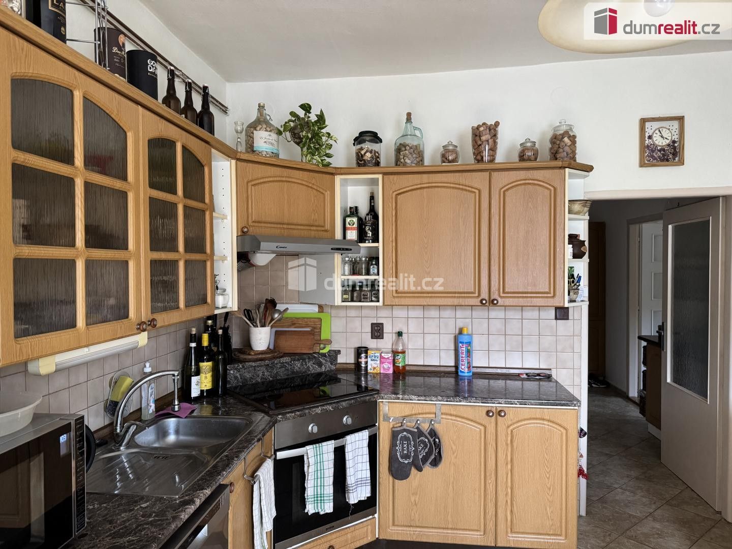 Prodej komerčního prostoru 930 m² - foto 5