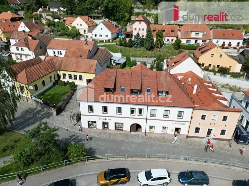 Prodej komerčního prostoru 930 m² - foto 12