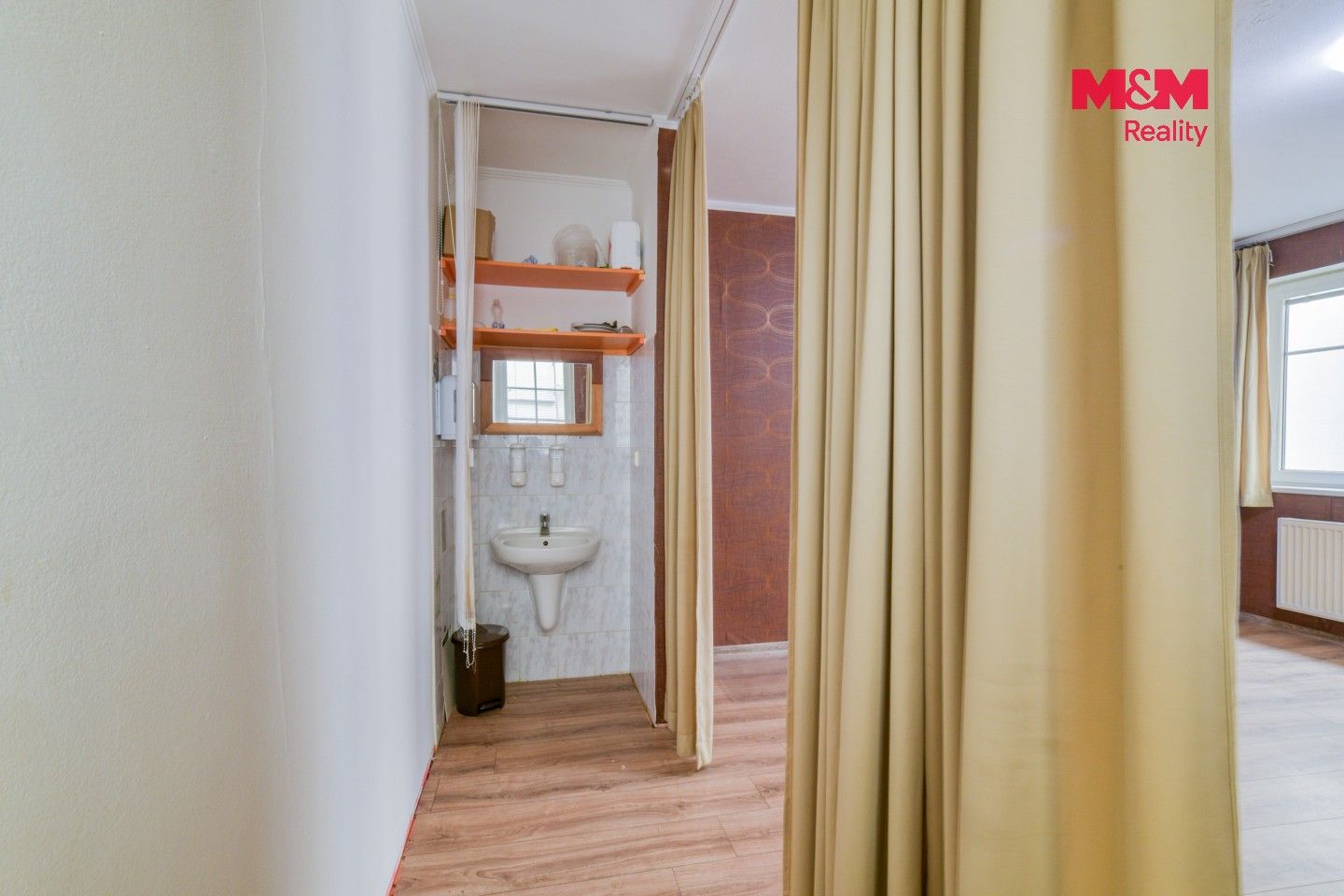 Pronájem komerčního prostoru 35 m² - foto 11