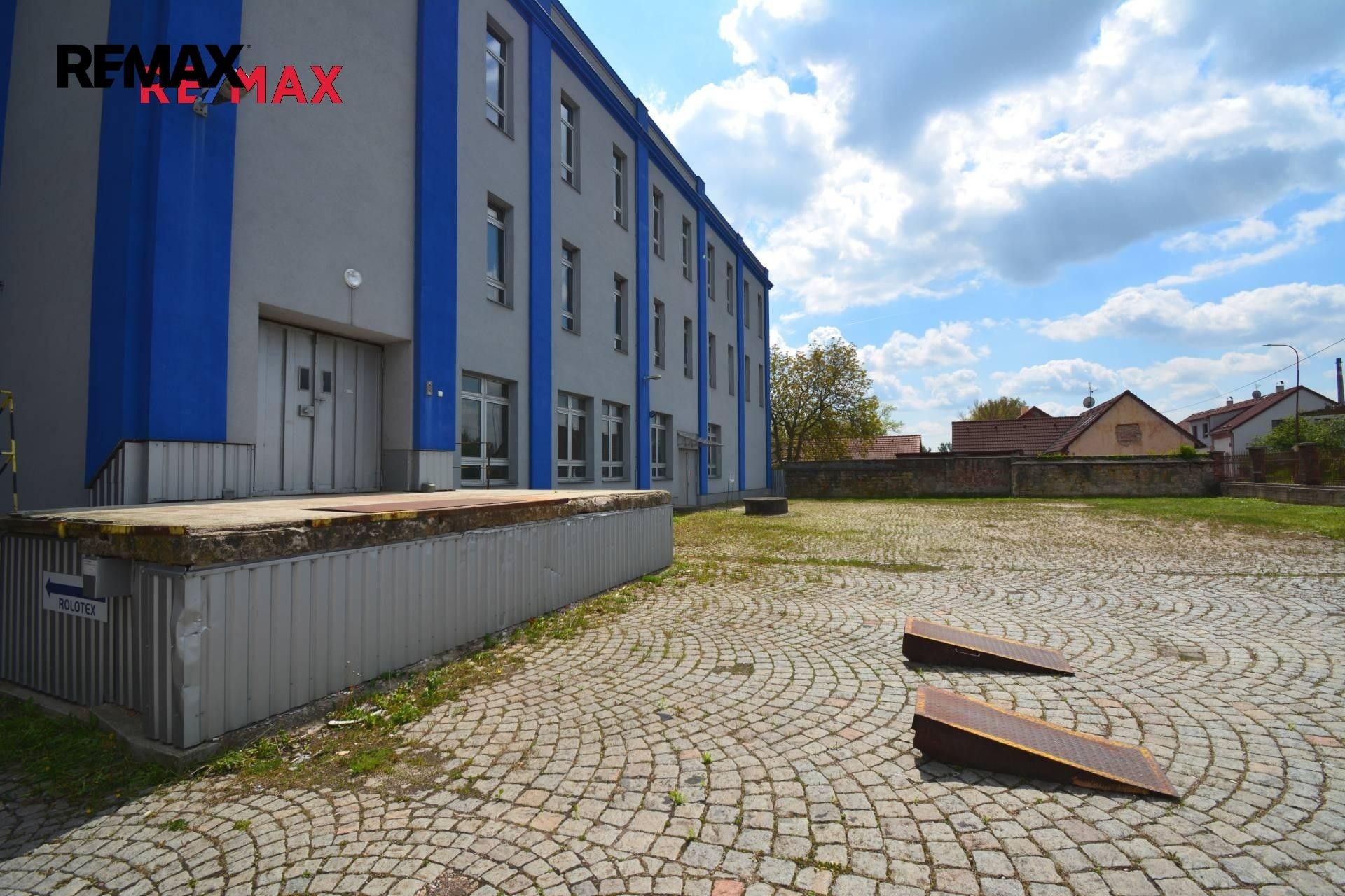Pronájem komerčního prostoru 2756 m² - foto 2