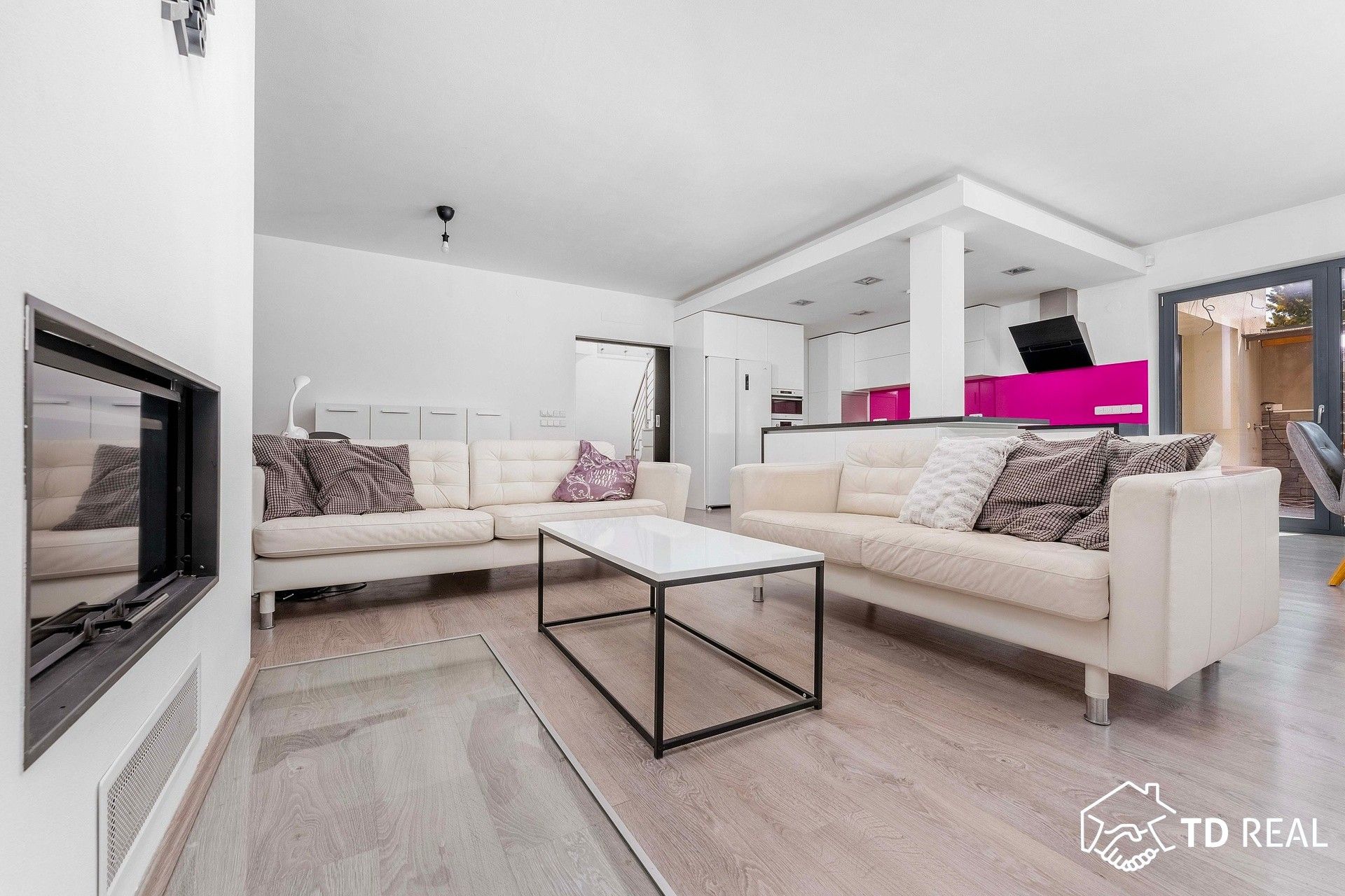 Prodej domu 228 m² - foto 3