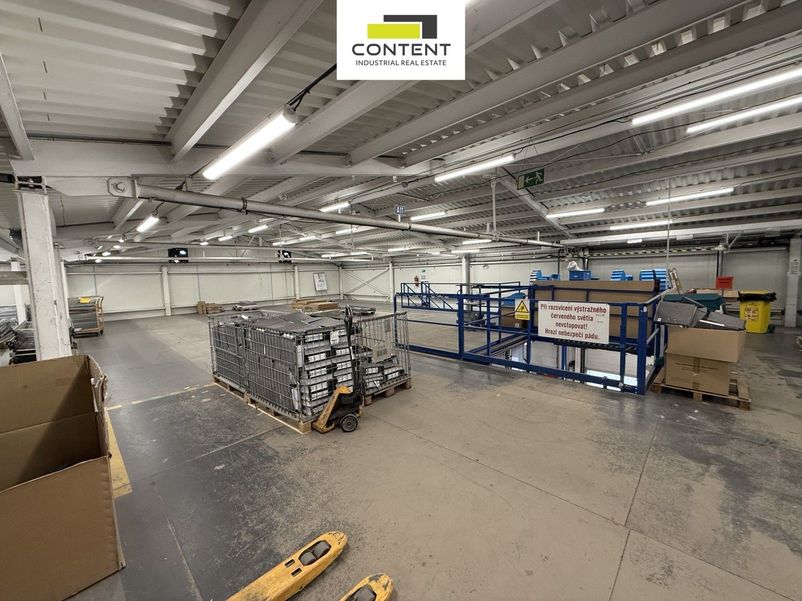Pronájem komerčního prostoru 3922 m² - foto 6