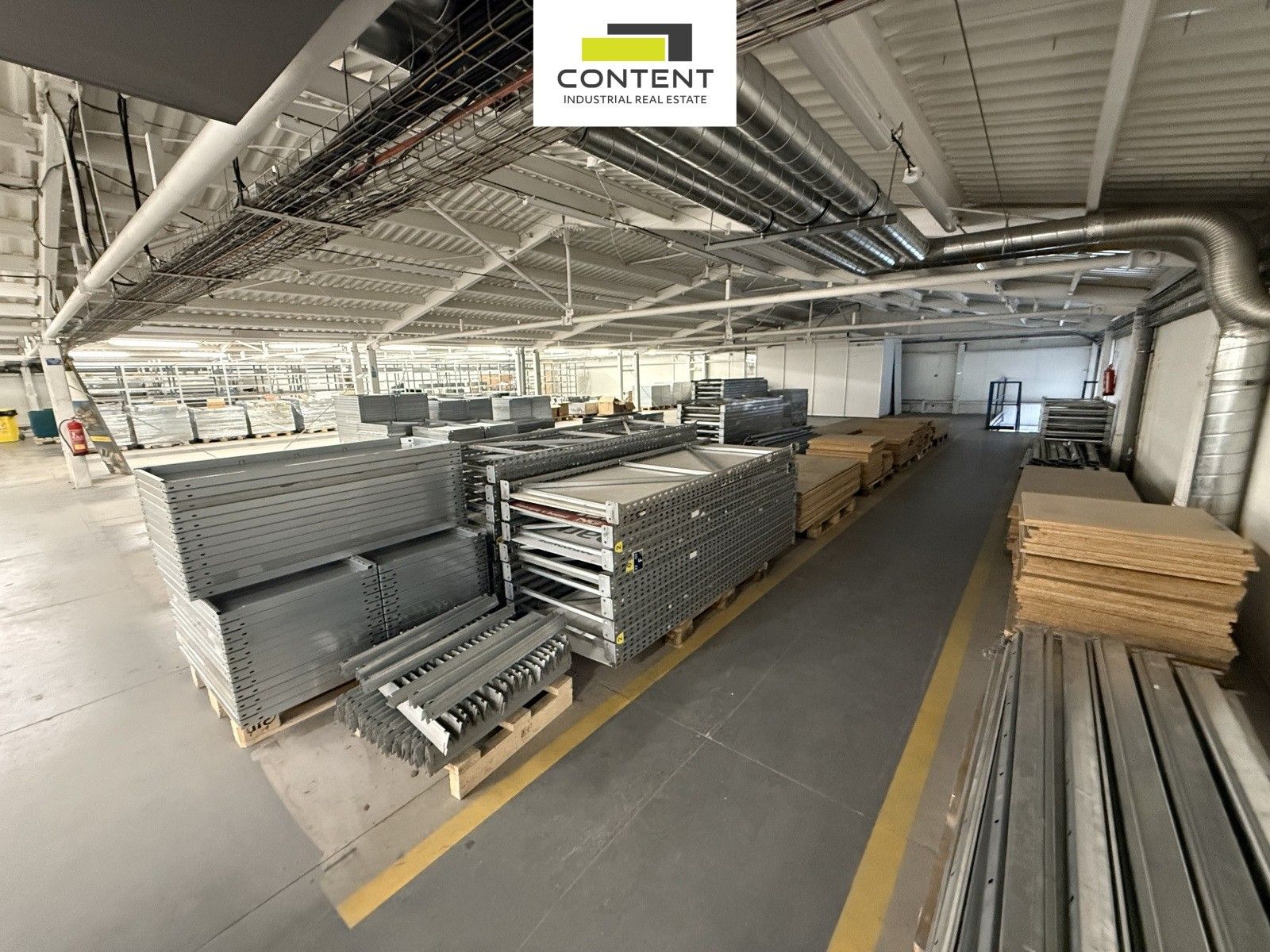 Pronájem komerčního prostoru 3922 m² - foto 8