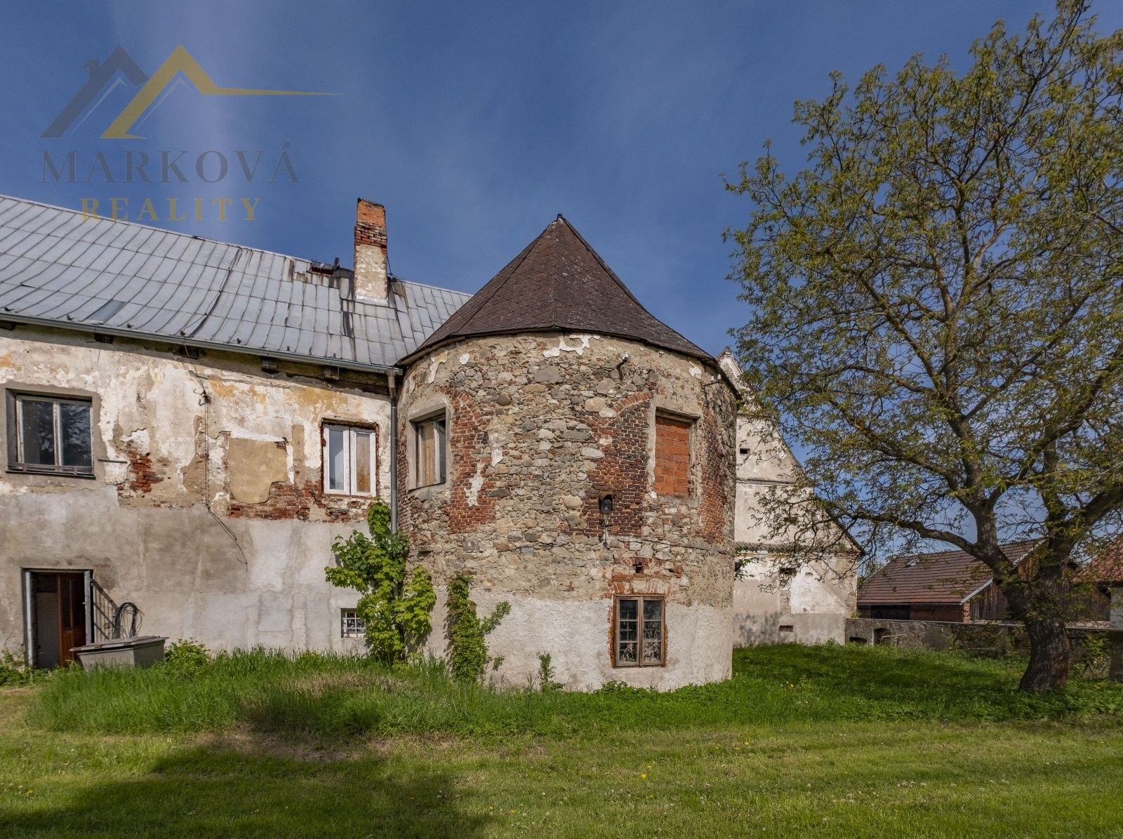 Prodej nemovitosti 2200 m² - foto 19