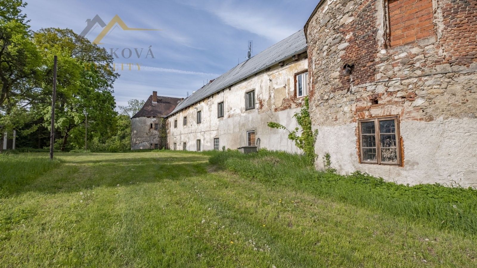 Prodej nemovitosti 2200 m² - foto 17