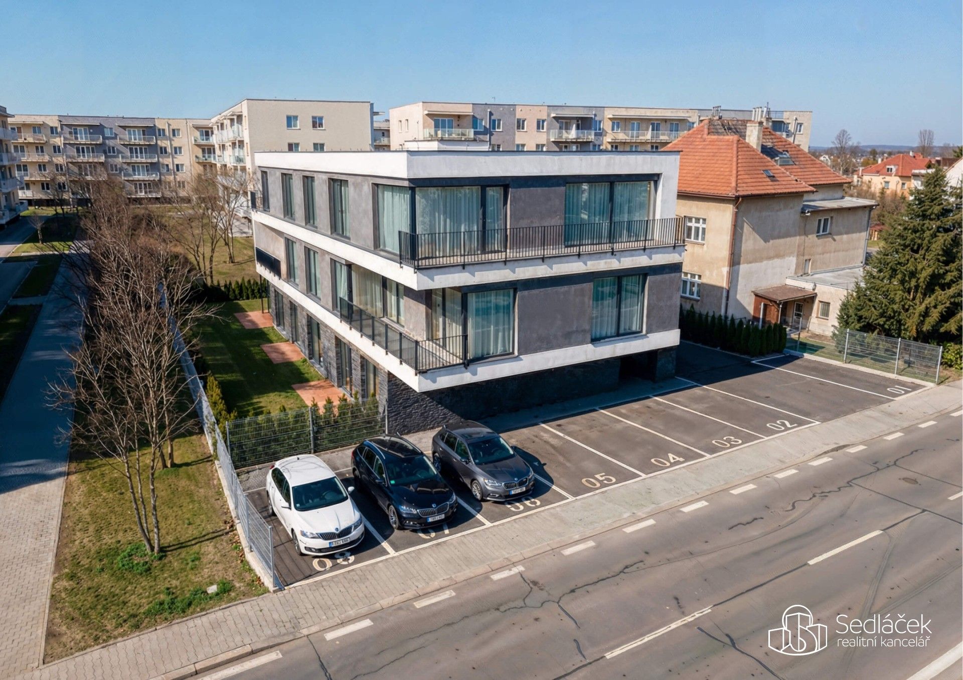 Prodej bytu 2+kk 52 m² - foto 3