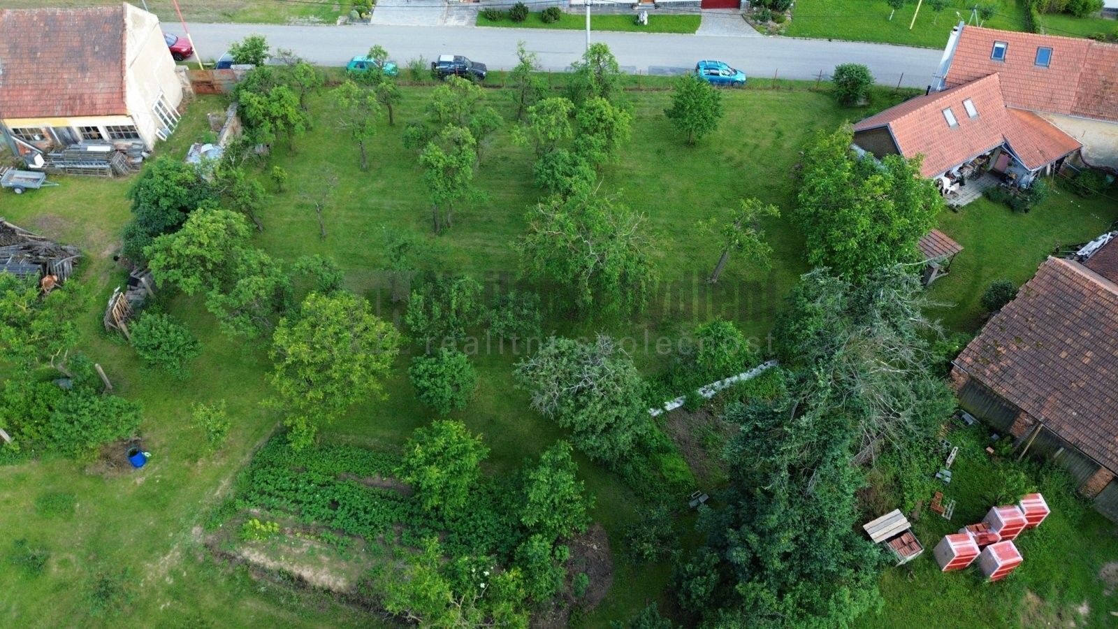 Prodej pozemku 490 m² - foto 4