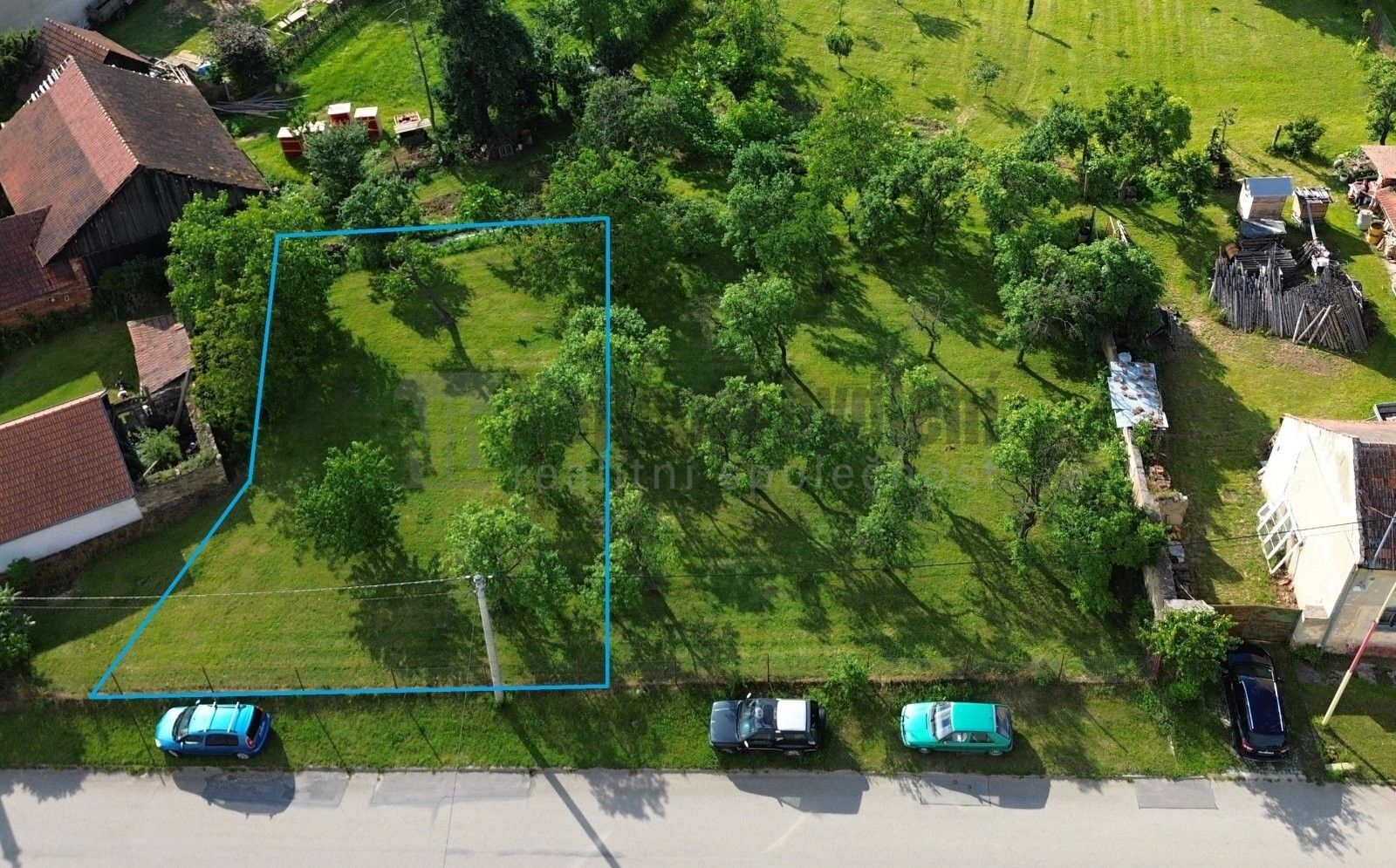 Prodej pozemku 472 m² - foto 4