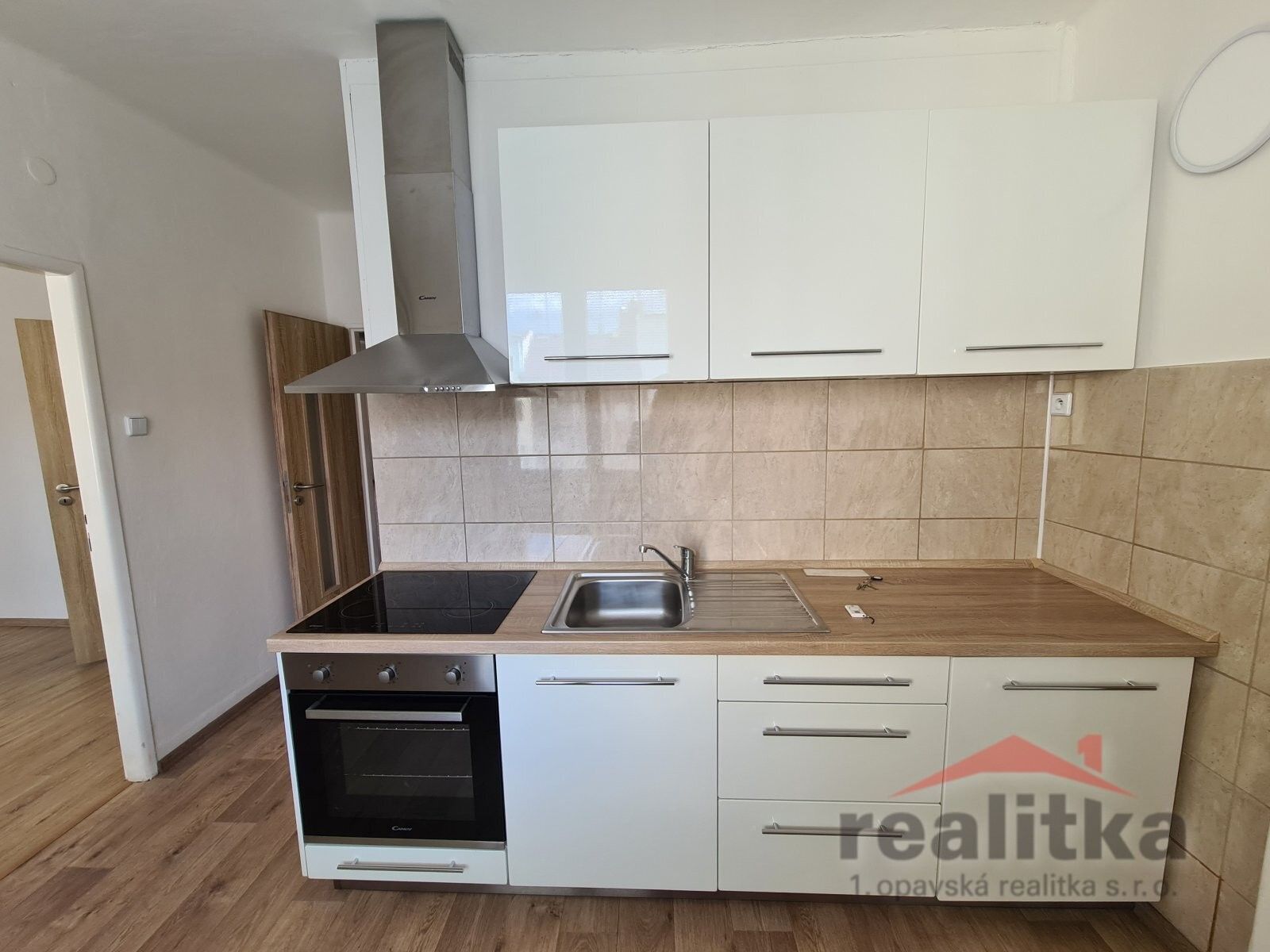 Pronájem bytu 2+1 56 m² - foto 2