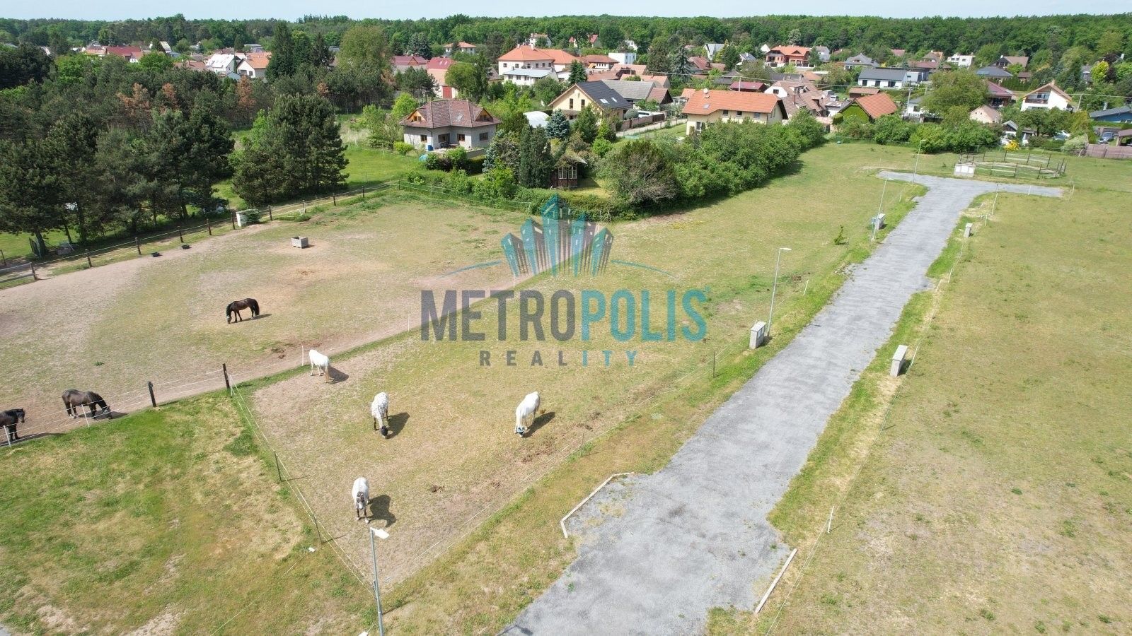 Prodej pozemku 850 m² - foto 11