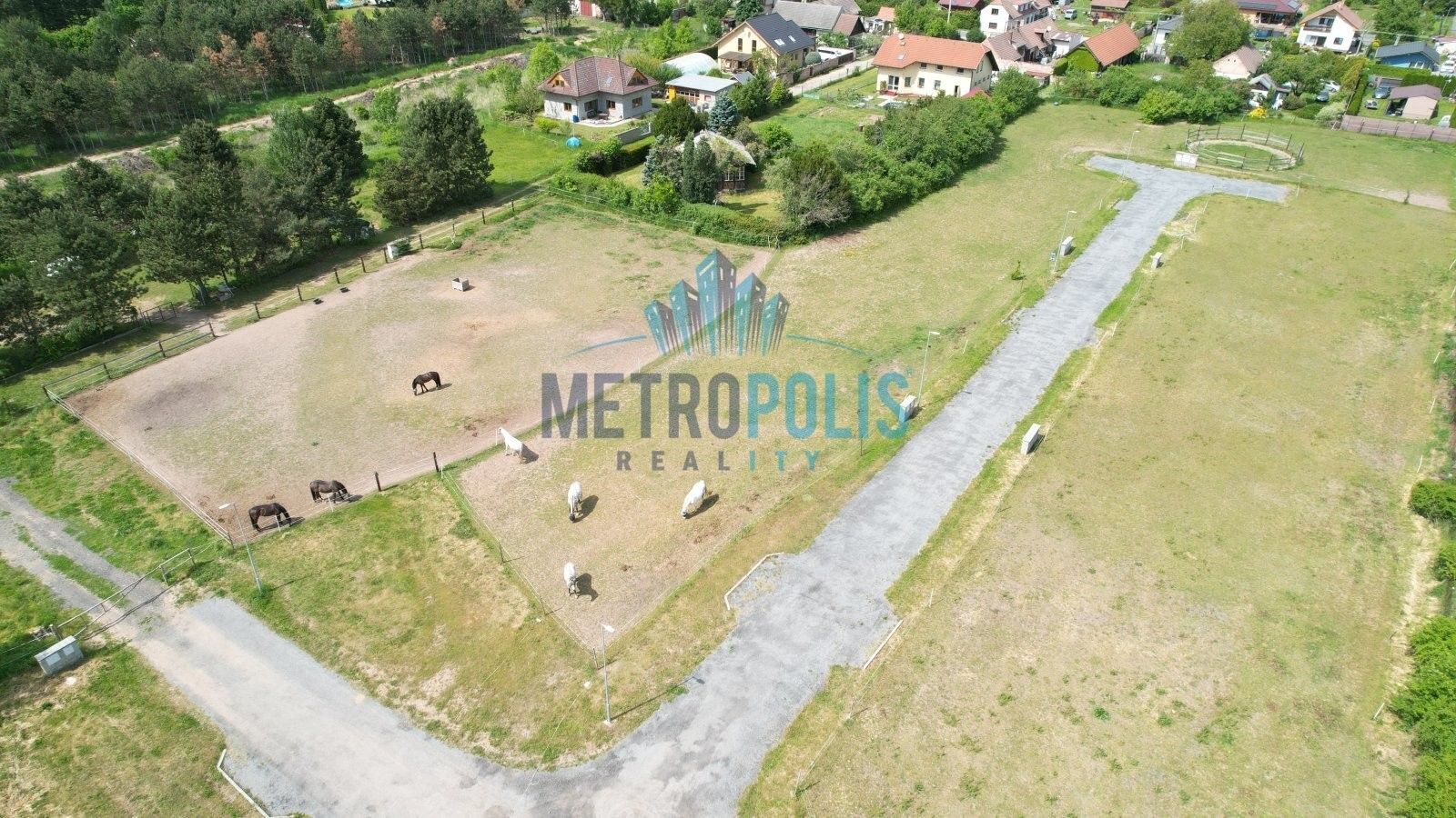 Prodej pozemku 850 m² - foto 12