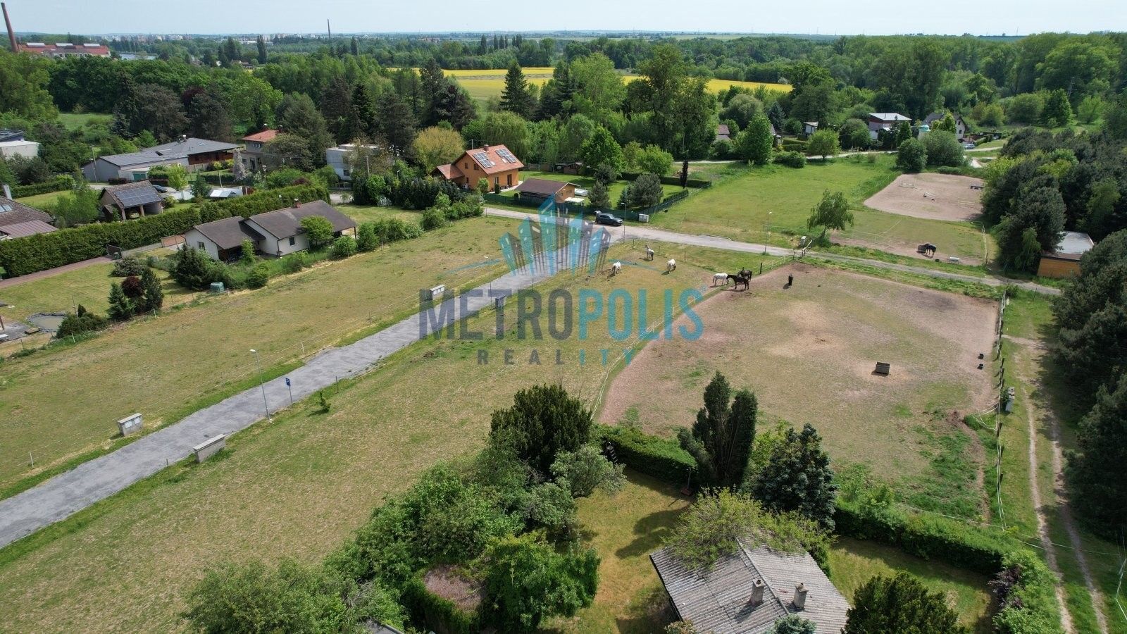 Prodej pozemku 850 m² - foto 15