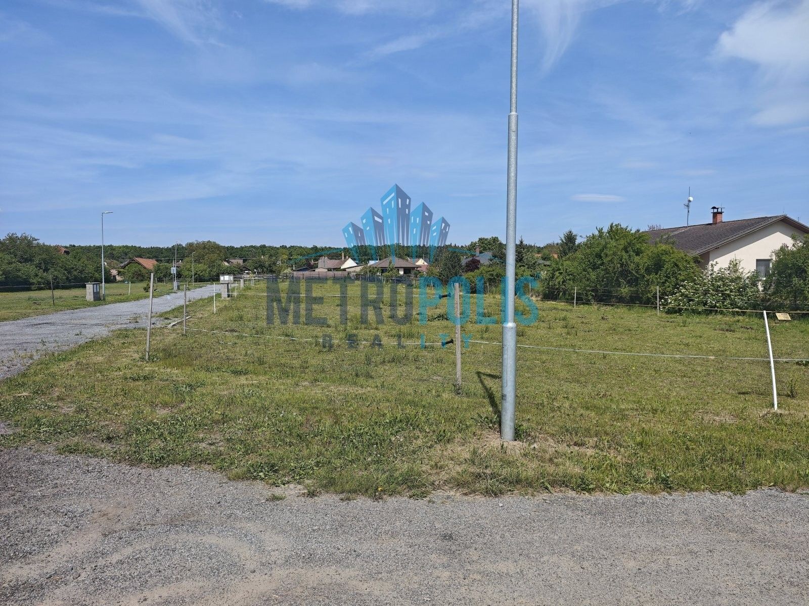 Prodej pozemku 850 m² - foto 18