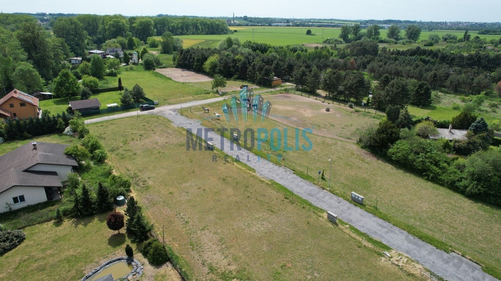 Prodej pozemku 850 m² - foto 17
