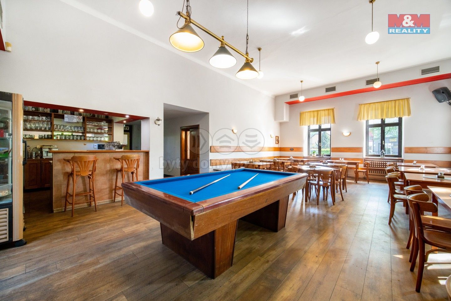 Prodej komerčního prostoru 290 m² - foto 8
