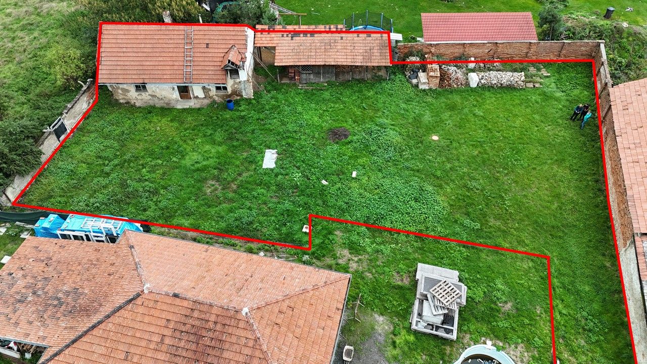 Prodej pozemku 977 m² - foto 3